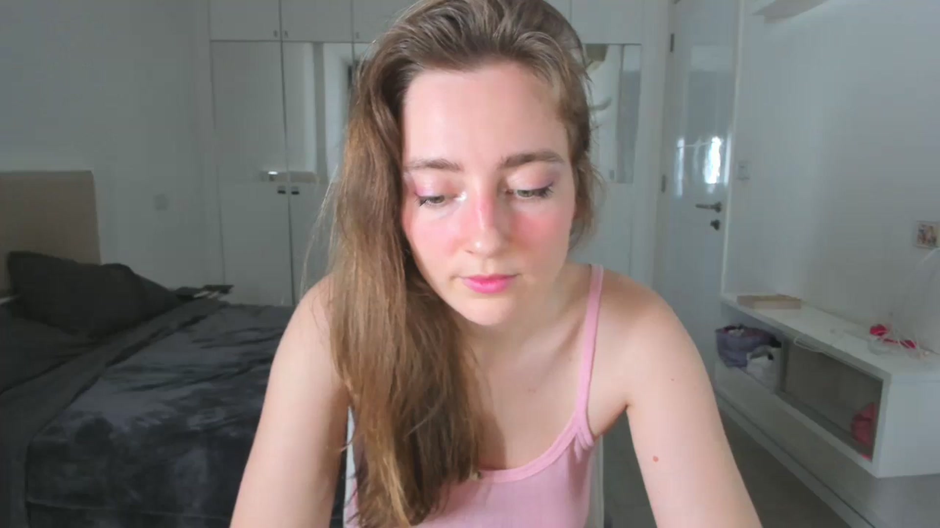 Gallery image thumbnail from LiaSasha's myfreecams stream on, 01/15/2026, 12:16 image 5 of 20