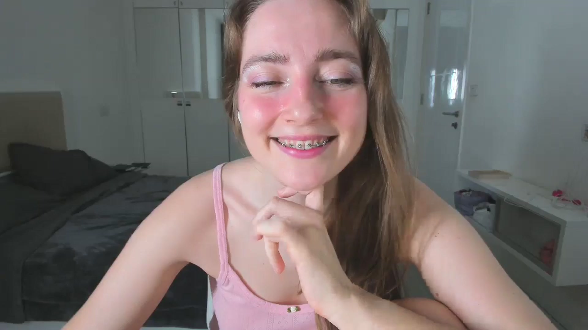 Gallery image thumbnail from LiaSasha's myfreecams stream on, 01/15/2026, 13:09 image 14 of 20