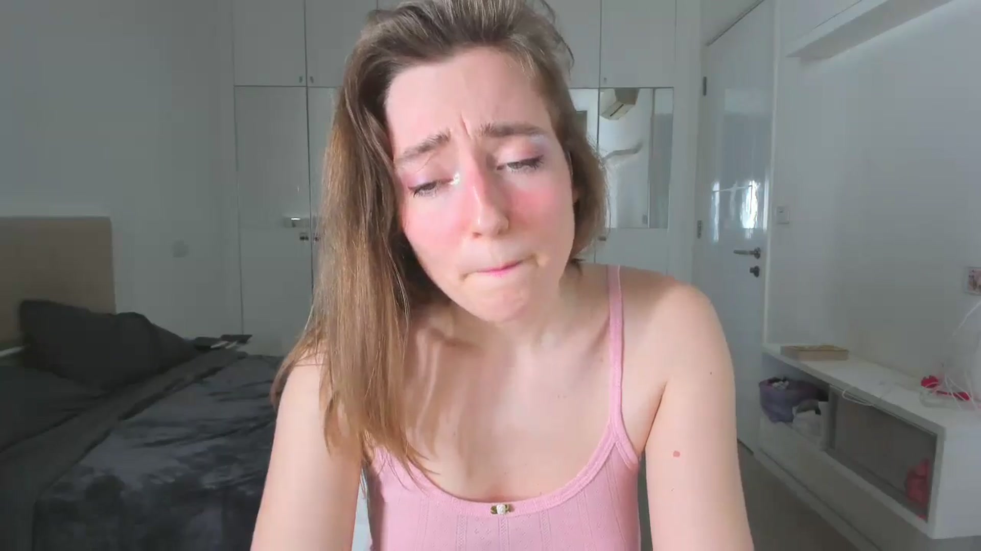 Gallery image thumbnail from LiaSasha's myfreecams stream on, 01/15/2026, 13:09 image 3 of 20
