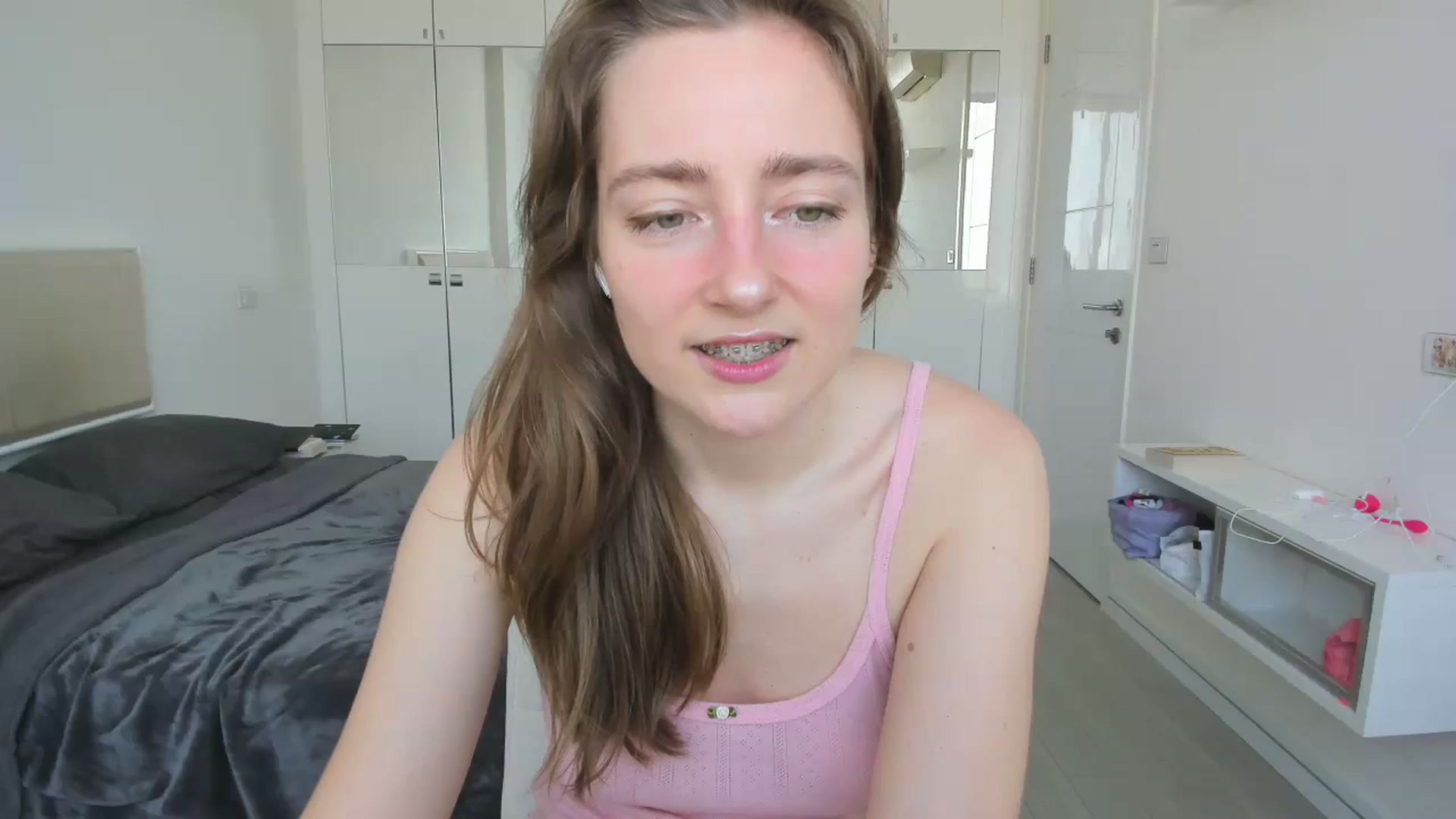 Gallery image thumbnail from LiaSasha's myfreecams stream on, 01/16/2026, 08:42 image 3 of 20