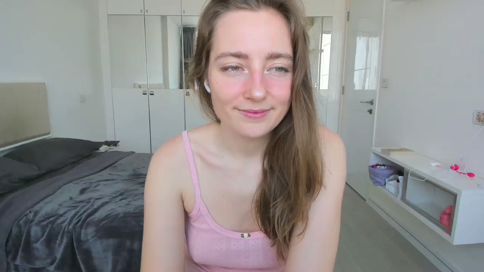 Gallery image thumbnail from LiaSasha's myfreecams stream on, 01/16/2026, 08:42 image 9 of 20