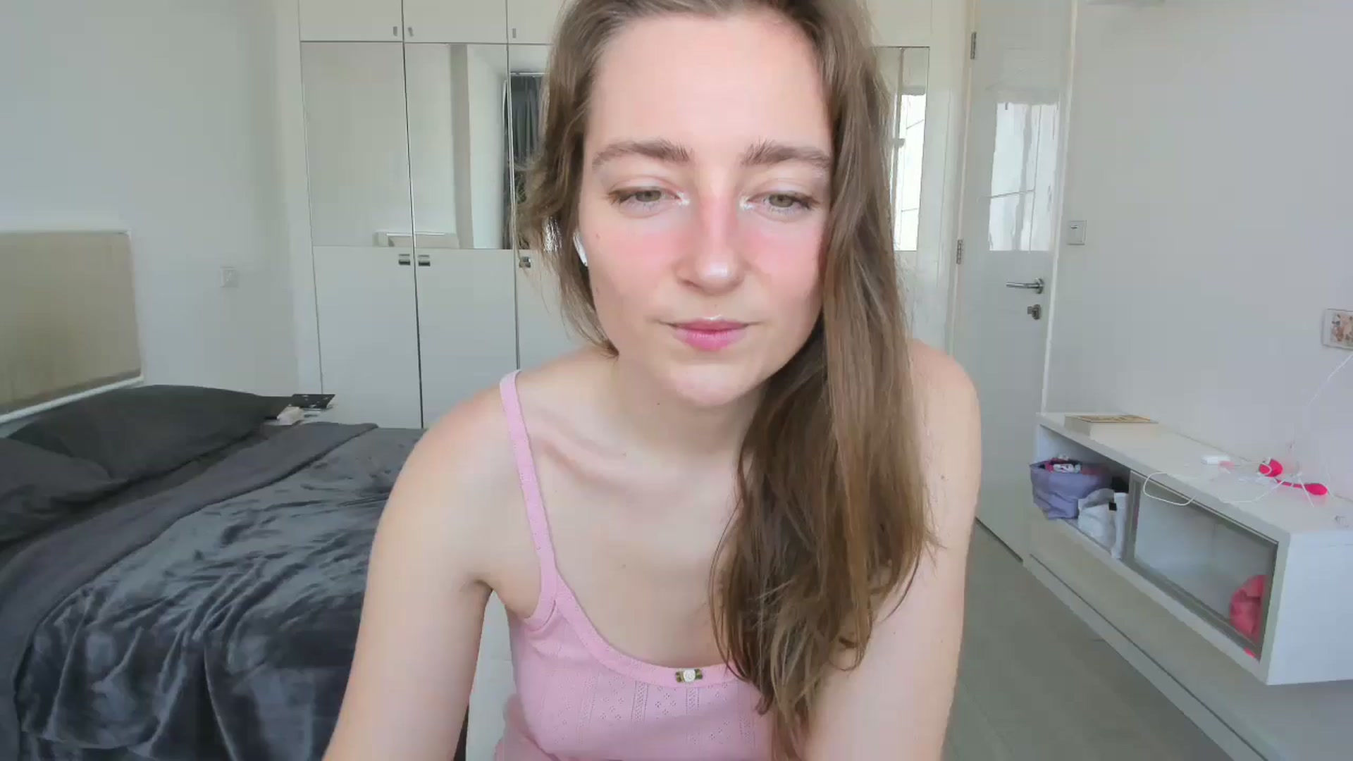 Gallery image thumbnail from LiaSasha's myfreecams stream on, 01/16/2026, 08:42 image 8 of 20