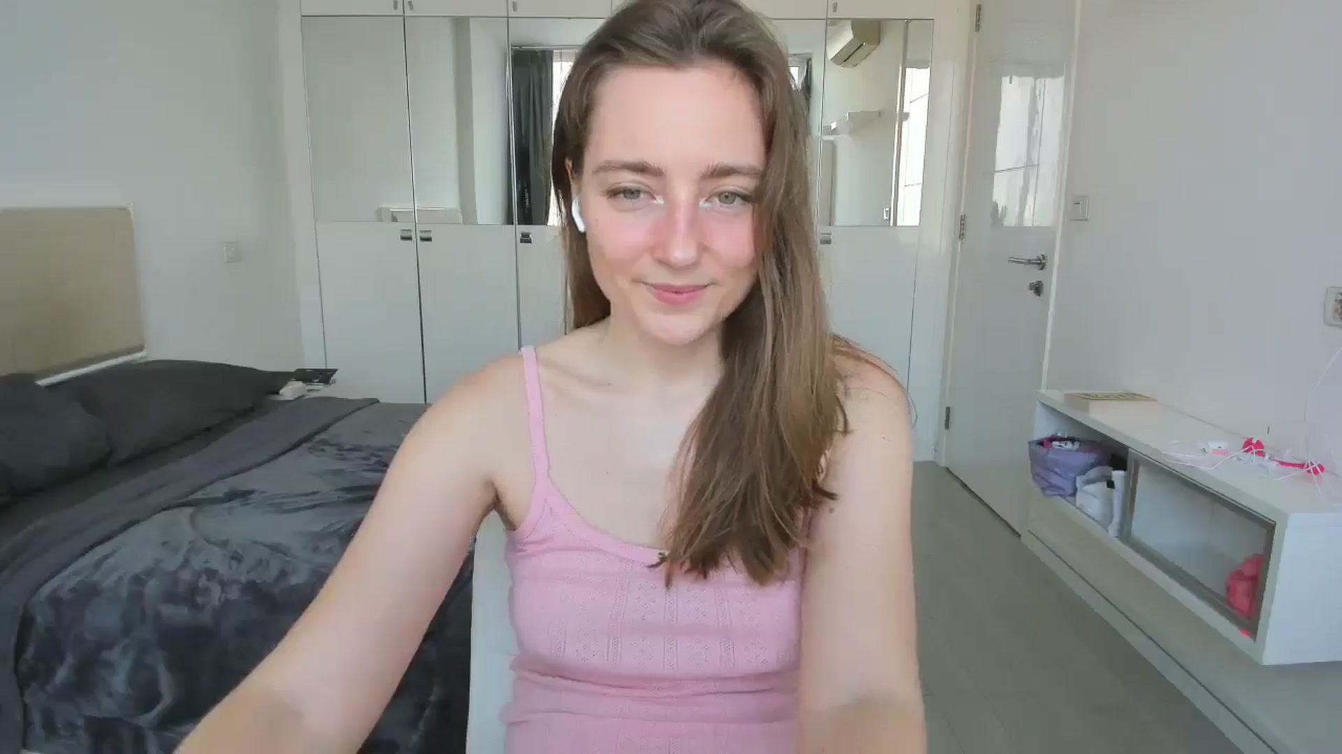 Gallery image thumbnail from LiaSasha's myfreecams stream on, 01/16/2026, 09:54 image 6 of 20