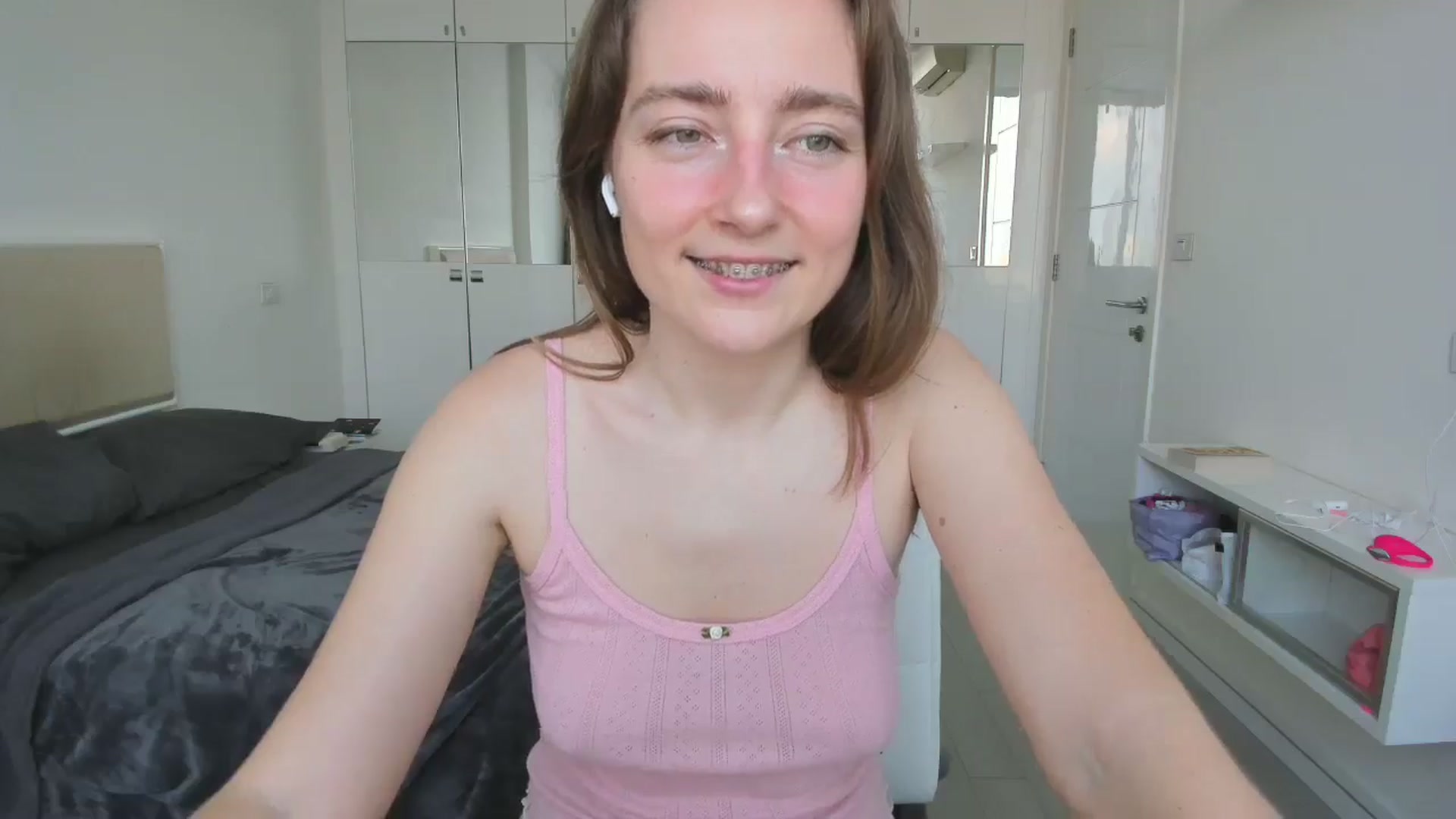 Gallery image thumbnail from LiaSasha's myfreecams stream on, 01/16/2026, 10:47 image 3 of 20