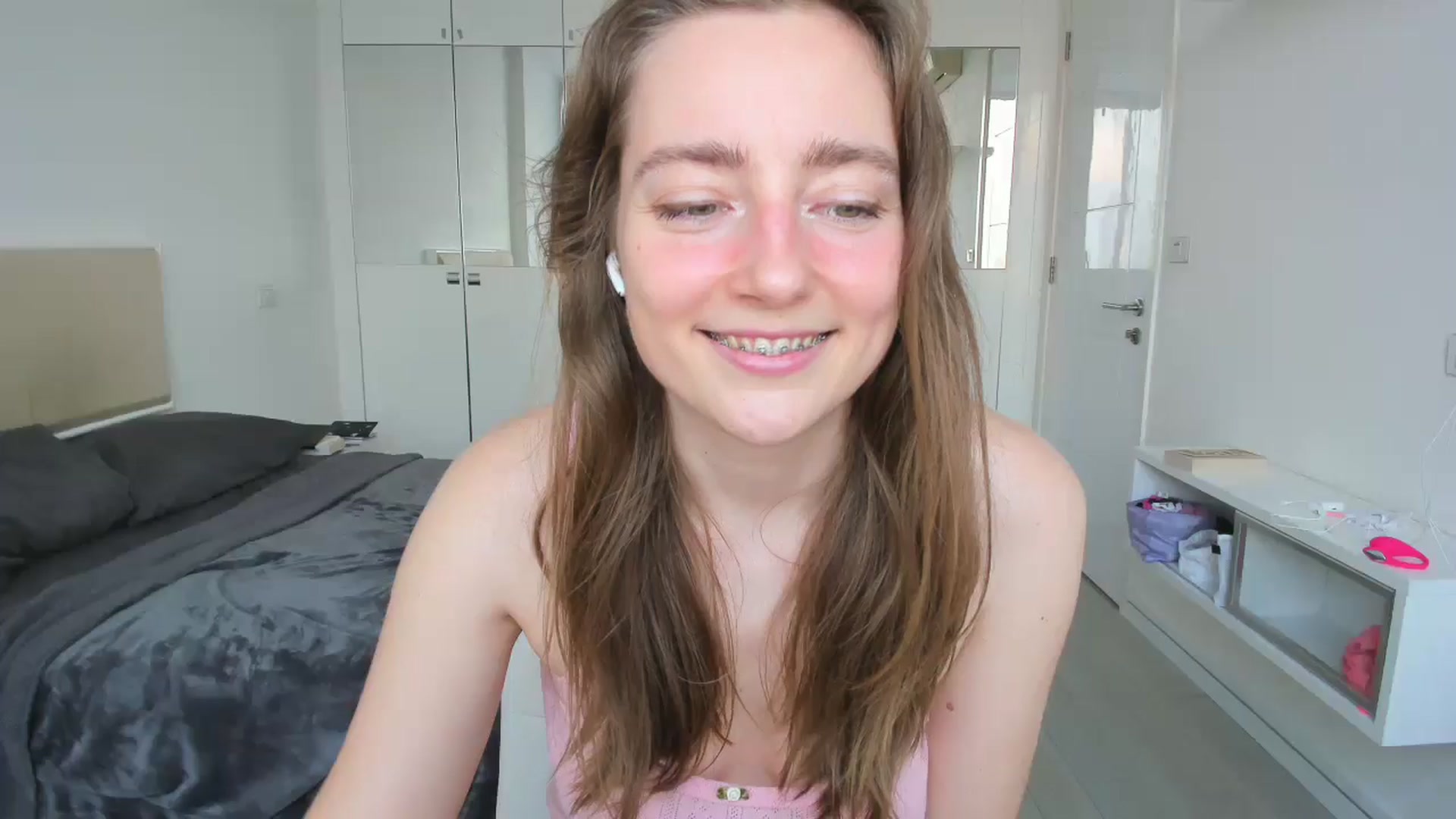 Gallery image thumbnail from LiaSasha's myfreecams stream on, 01/16/2026, 10:47 image 19 of 20