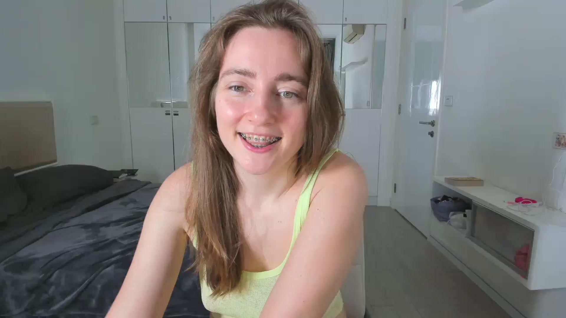 Gallery image thumbnail from LiaSasha's myfreecams stream on, 01/17/2026, 16:36 image 13 of 20