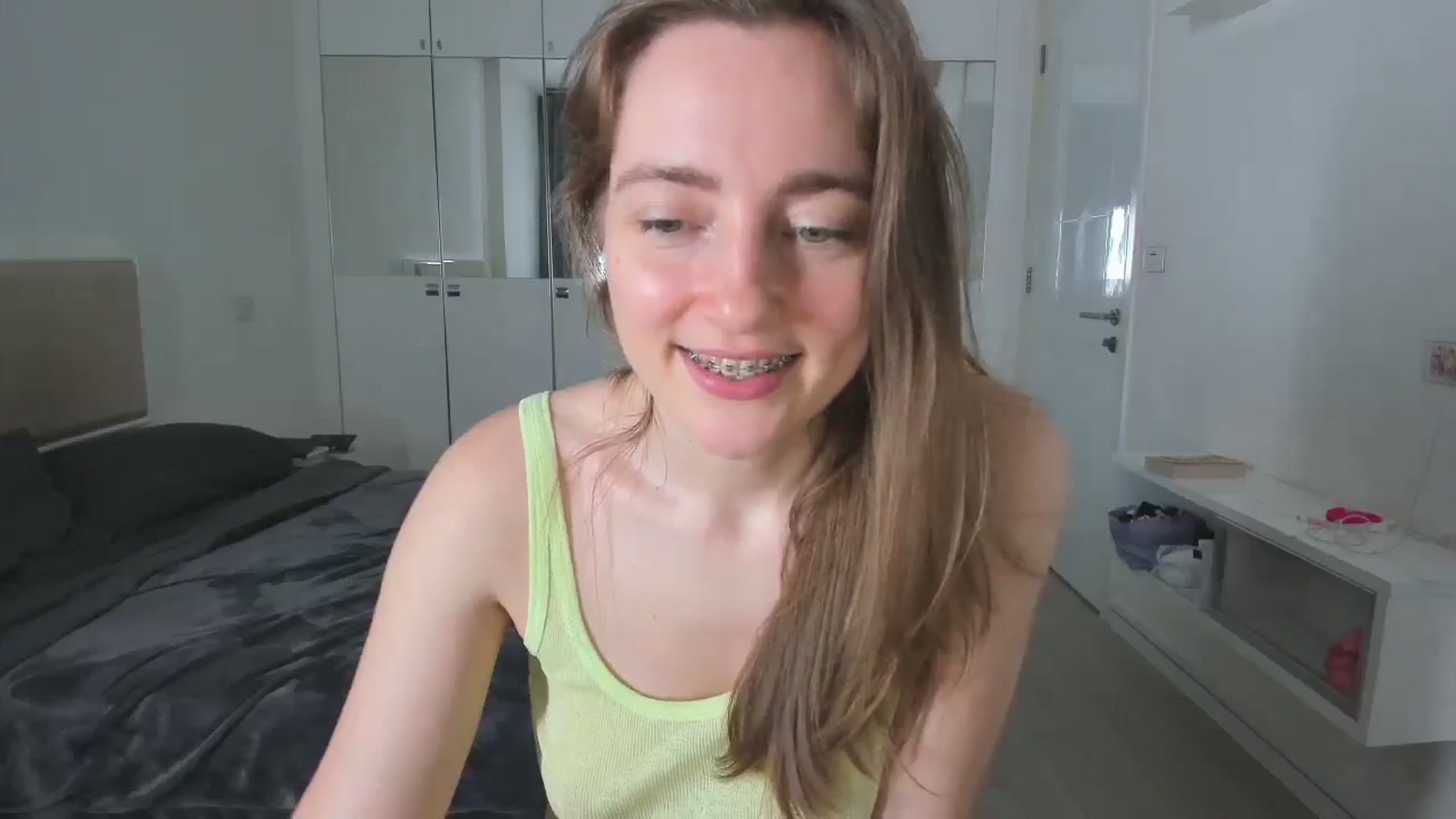 Gallery image thumbnail from LiaSasha's myfreecams stream on, 01/17/2026, 16:36 image 9 of 20