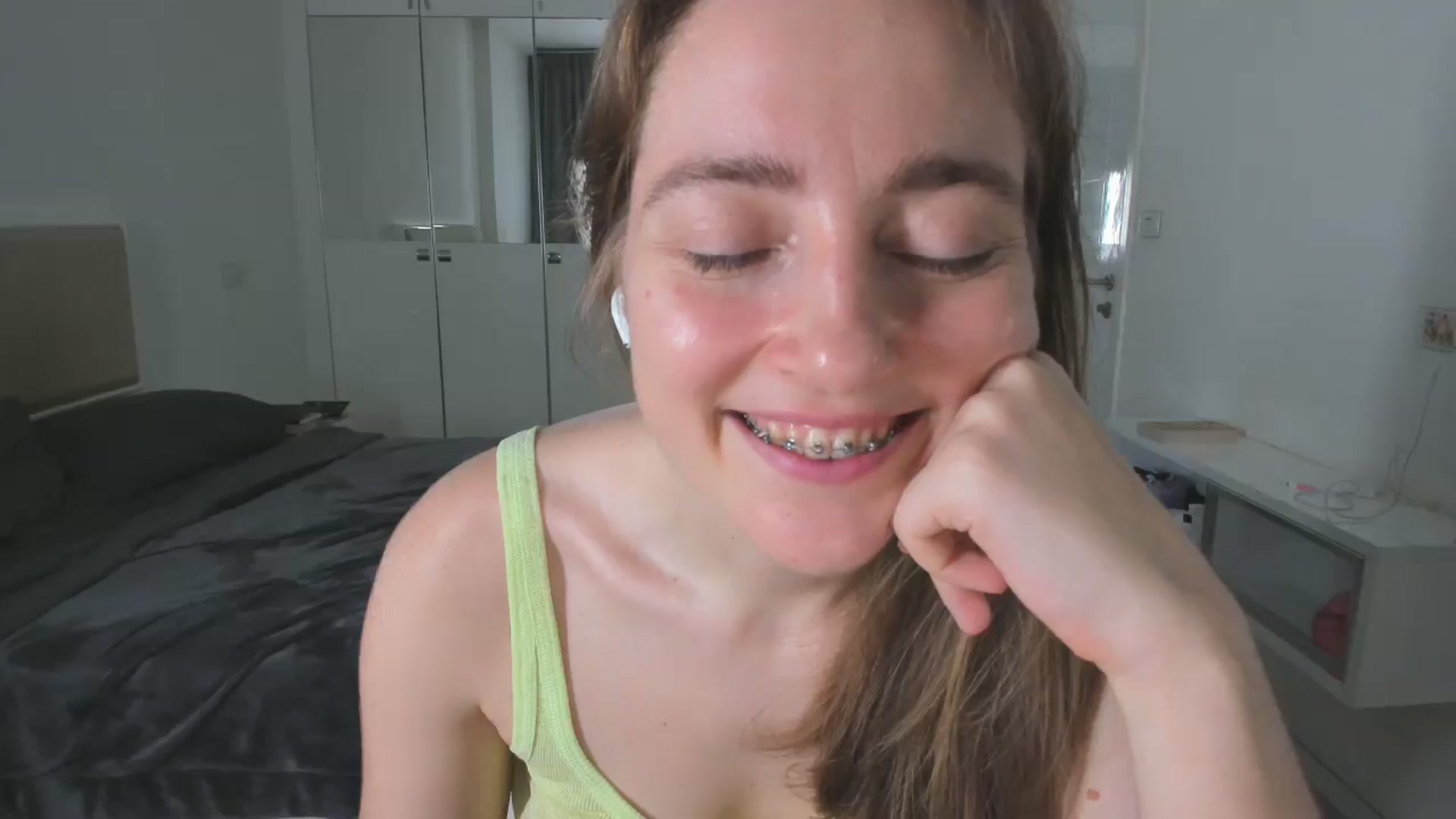 Gallery image thumbnail from LiaSasha's myfreecams stream on, 01/17/2026, 18:15 image 13 of 20