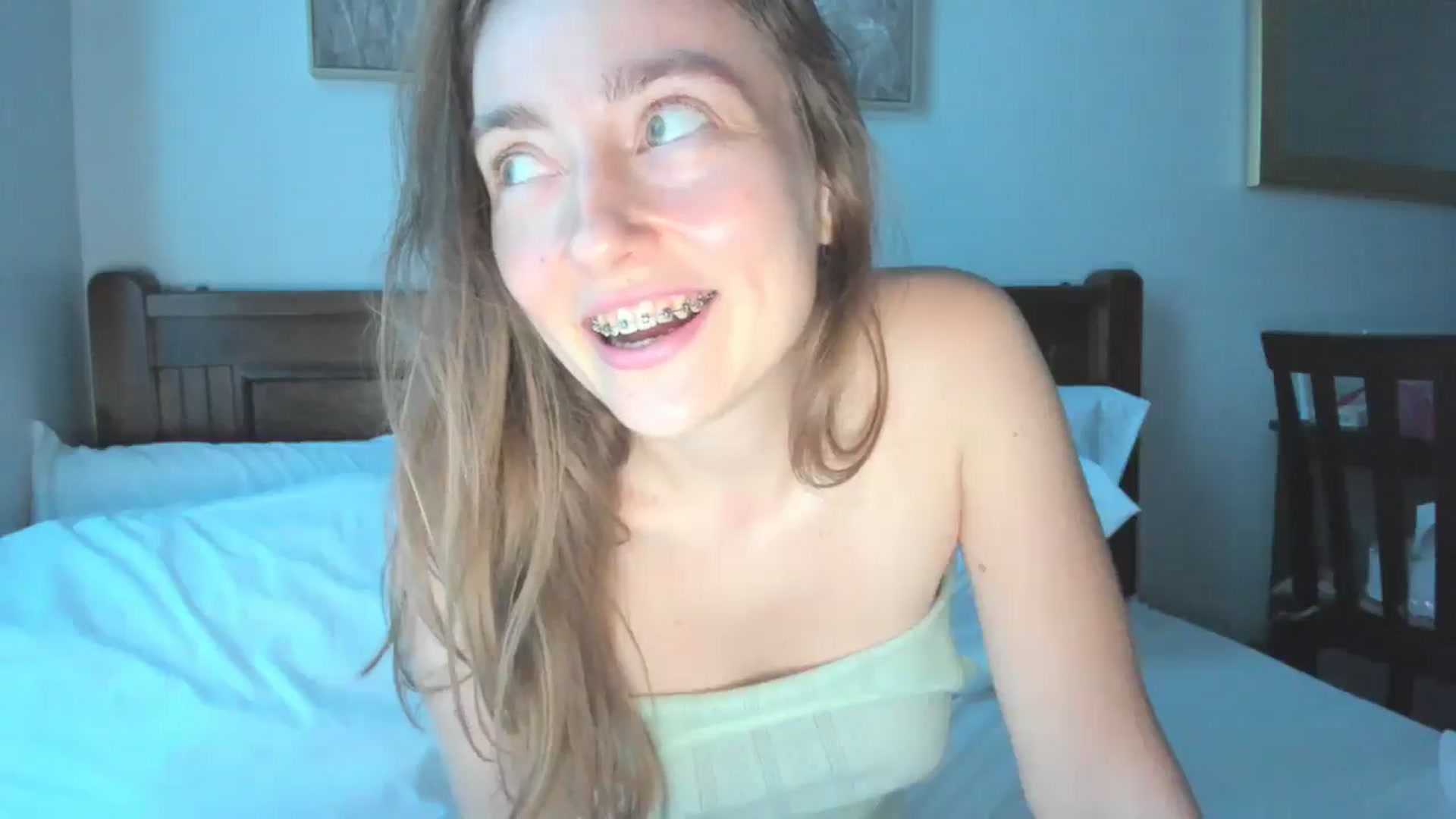 Gallery image thumbnail from LiaSasha's myfreecams stream on, 02/21/2026, 09:34 image 19 of 20