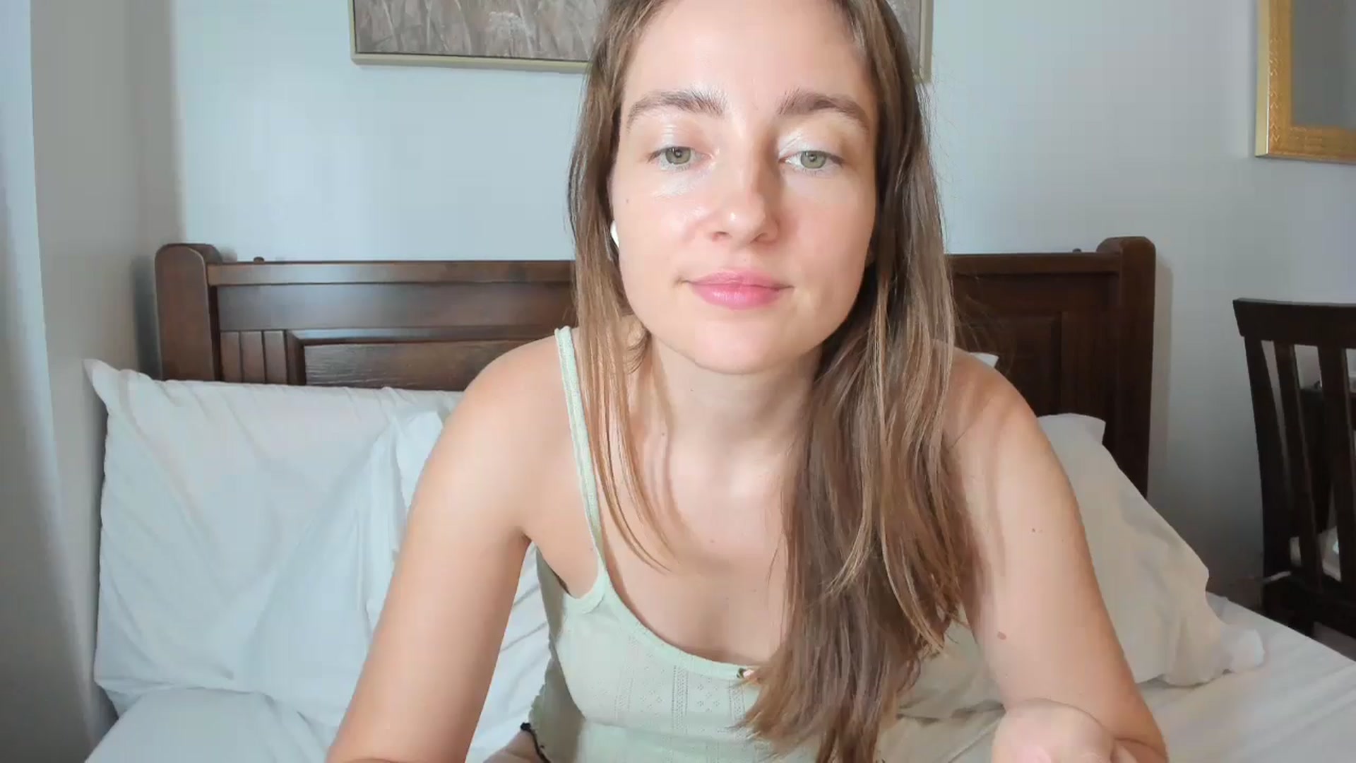 Gallery image thumbnail from LiaSasha's myfreecams stream on, 02/26/2026, 16:22 image 13 of 20