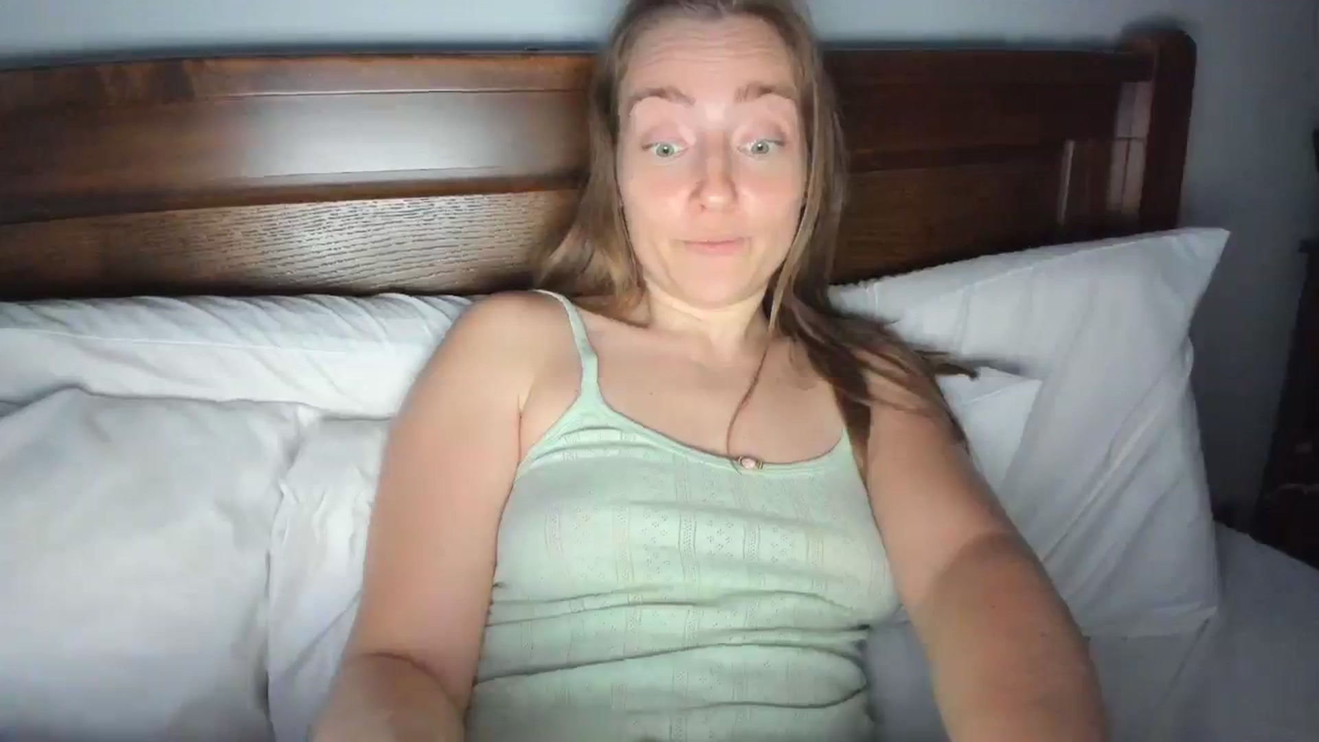 Gallery image thumbnail from LiaSasha's myfreecams stream on, 02/28/2026, 10:42 image 9 of 20