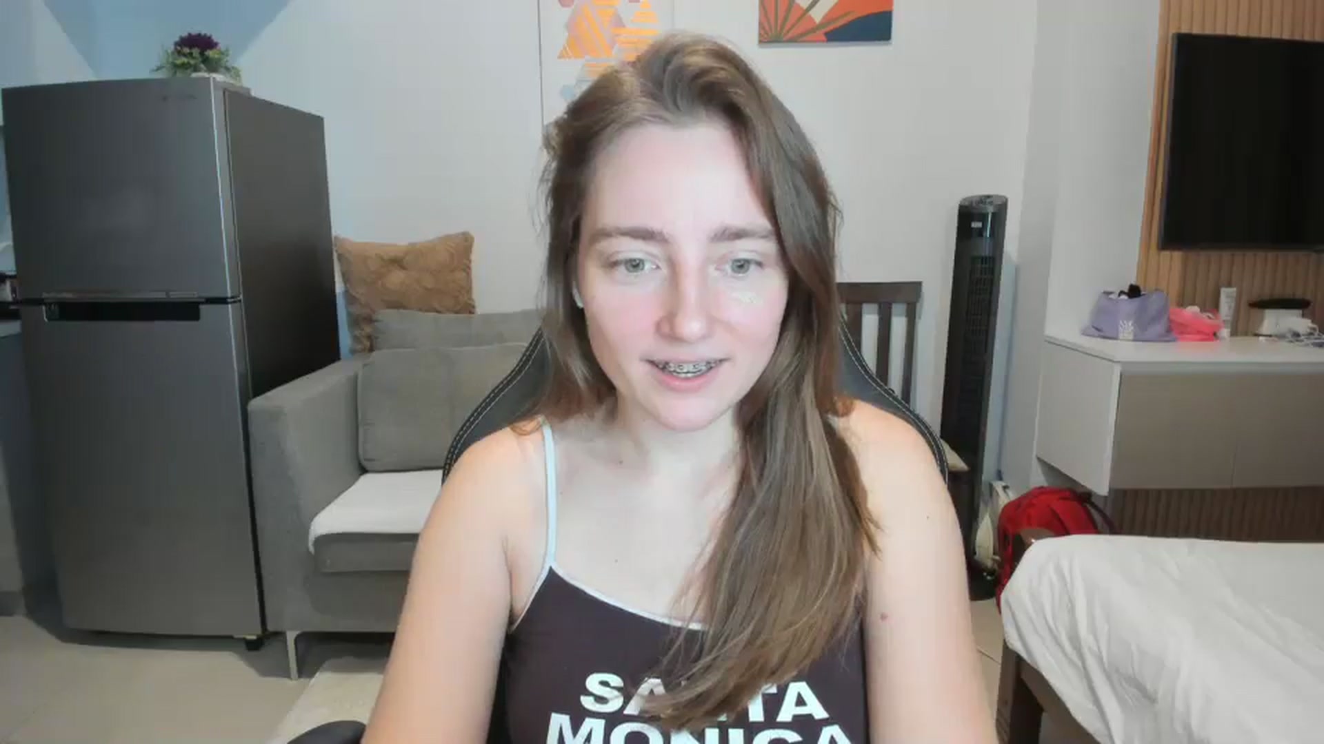 Gallery image thumbnail from LiaSasha's myfreecams stream on, 03/11/2026, 10:13 image 18 of 20