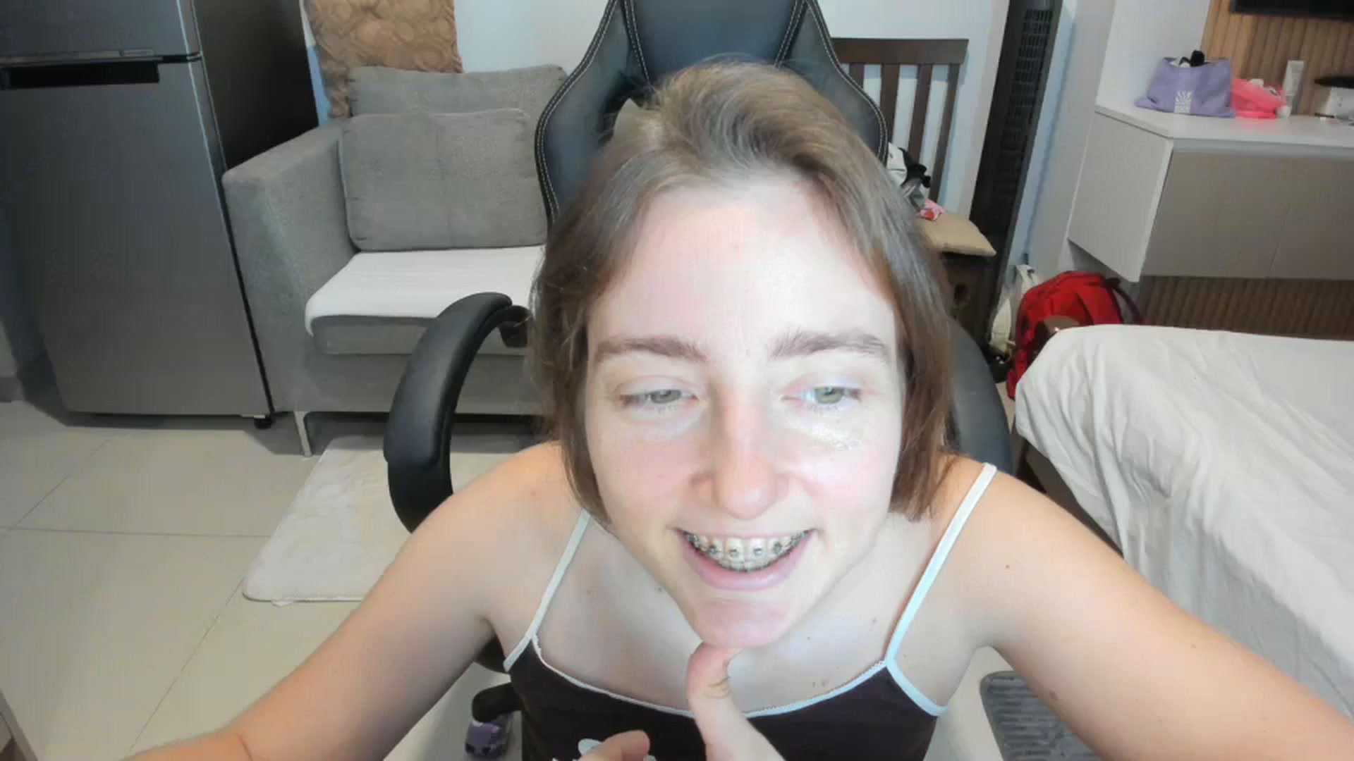 Gallery image thumbnail from LiaSasha's myfreecams stream on, 03/11/2026, 10:49 image 15 of 20