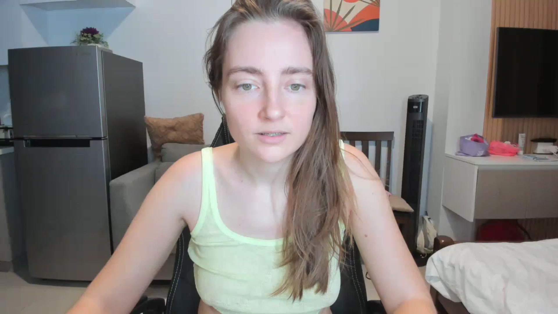 Gallery image thumbnail from LiaSasha's myfreecams stream on, 03/14/2026, 12:39 image 4 of 20