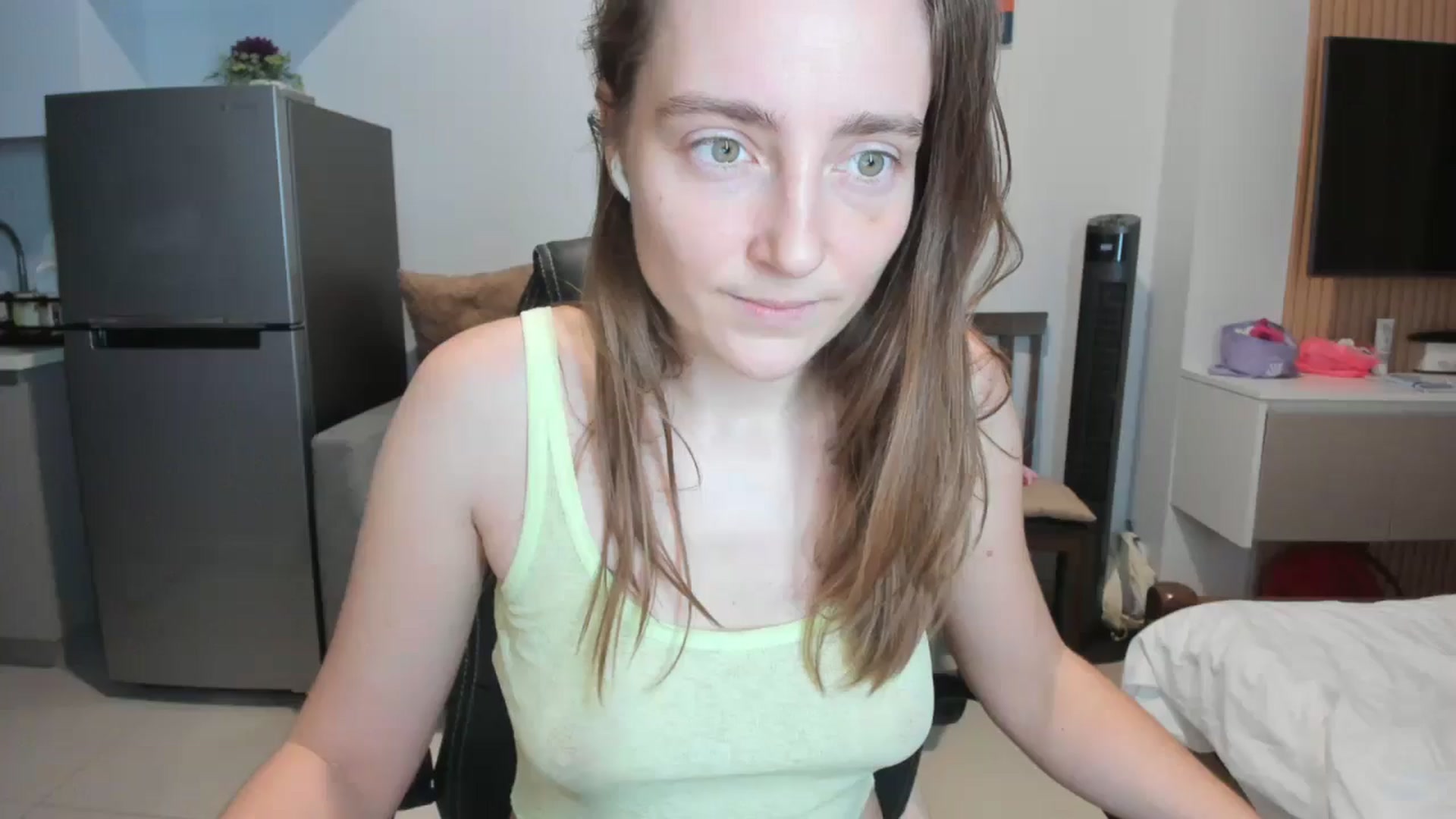 Gallery image thumbnail from LiaSasha's myfreecams stream on, 03/14/2026, 14:19 image 13 of 20
