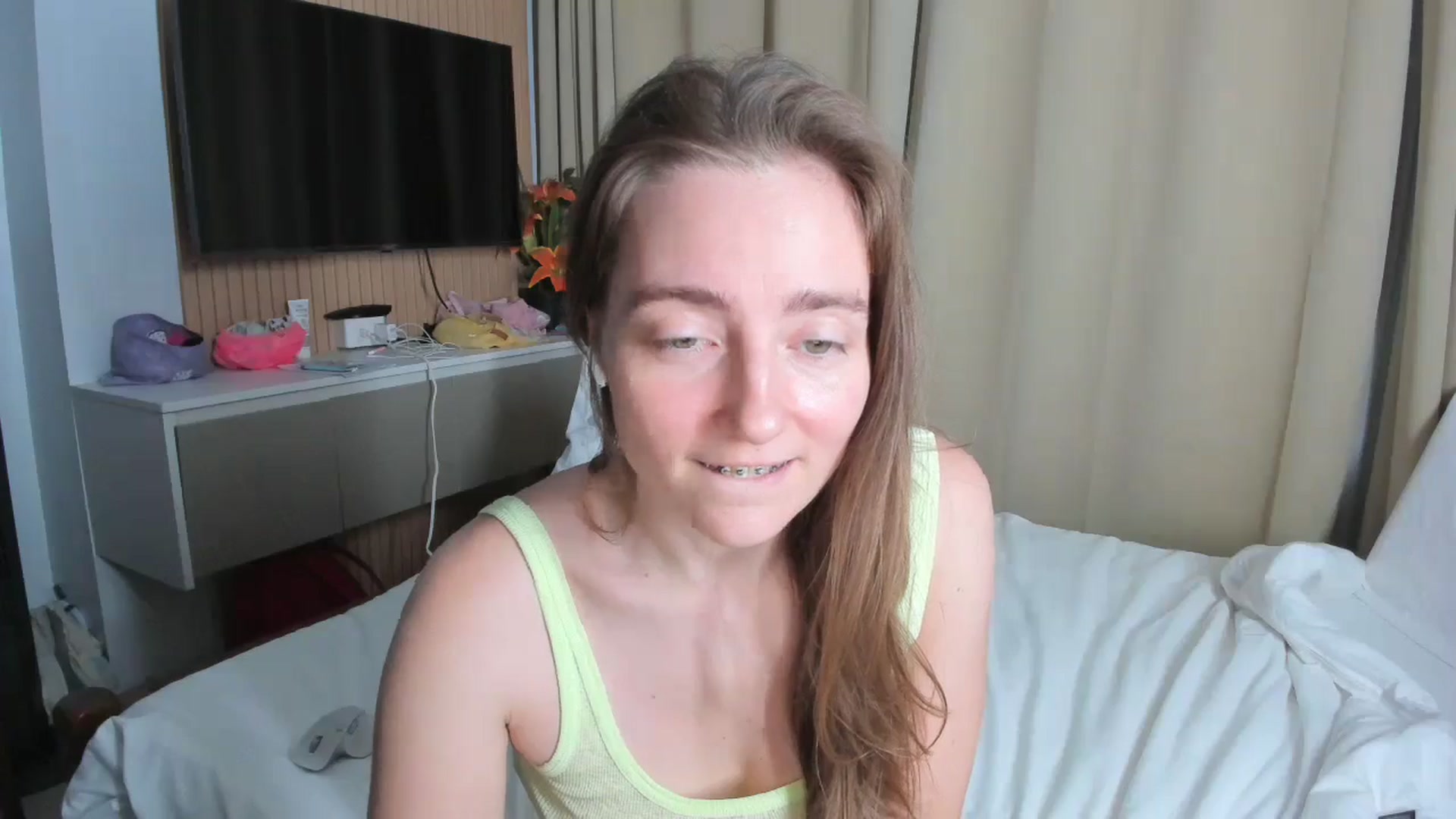 Gallery image thumbnail from LiaSasha's myfreecams stream on, 03/16/2026, 12:35 image 14 of 20