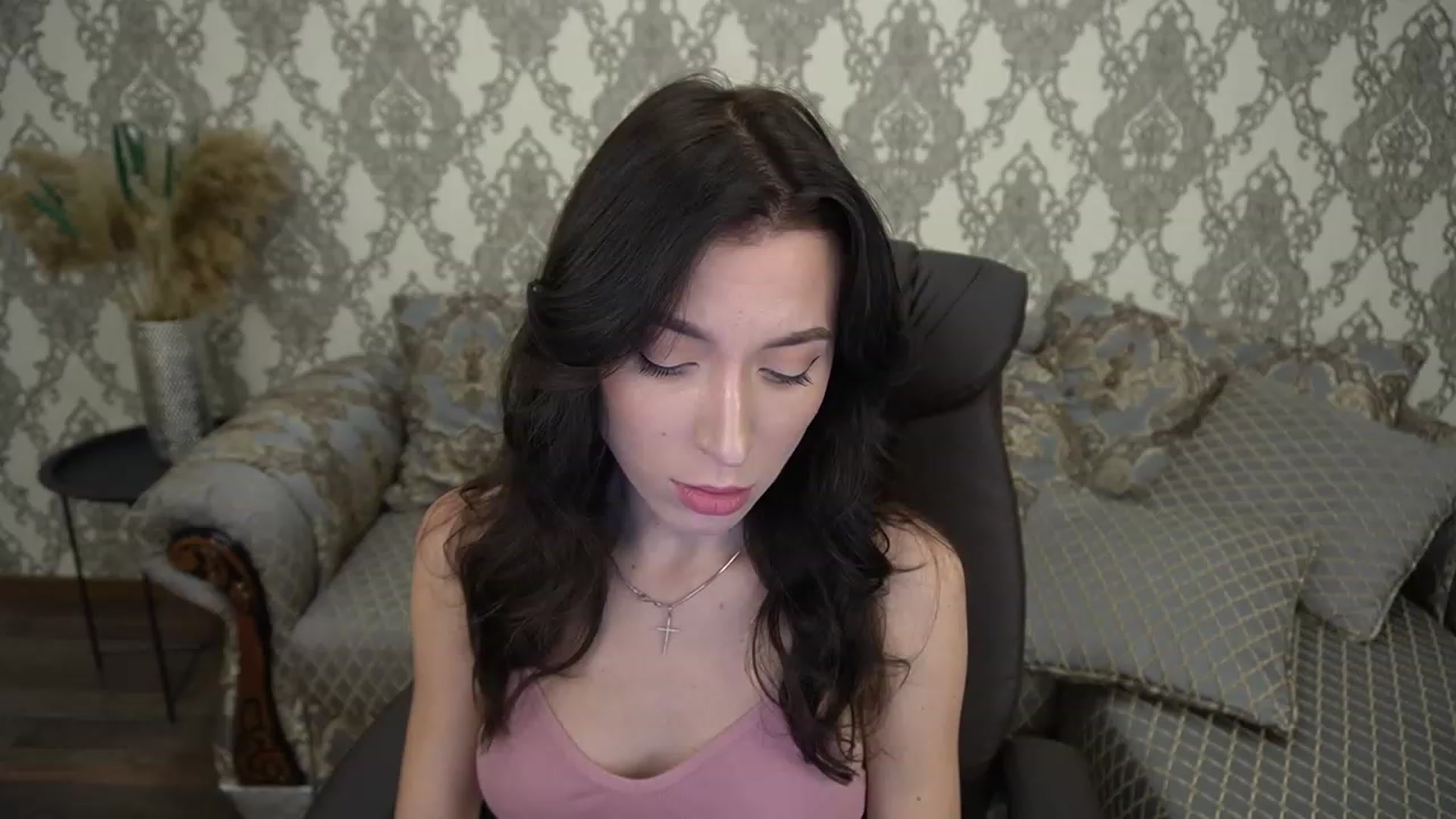 Gallery image thumbnail from LiaValentine's myfreecams stream on, 11/14/2022, 14:39 image 11 of 20