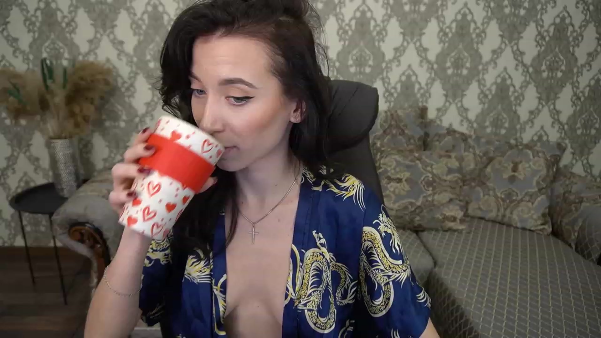Gallery image thumbnail from LiaValentine's myfreecams stream on, 11/15/2022, 16:23 image 10 of 20