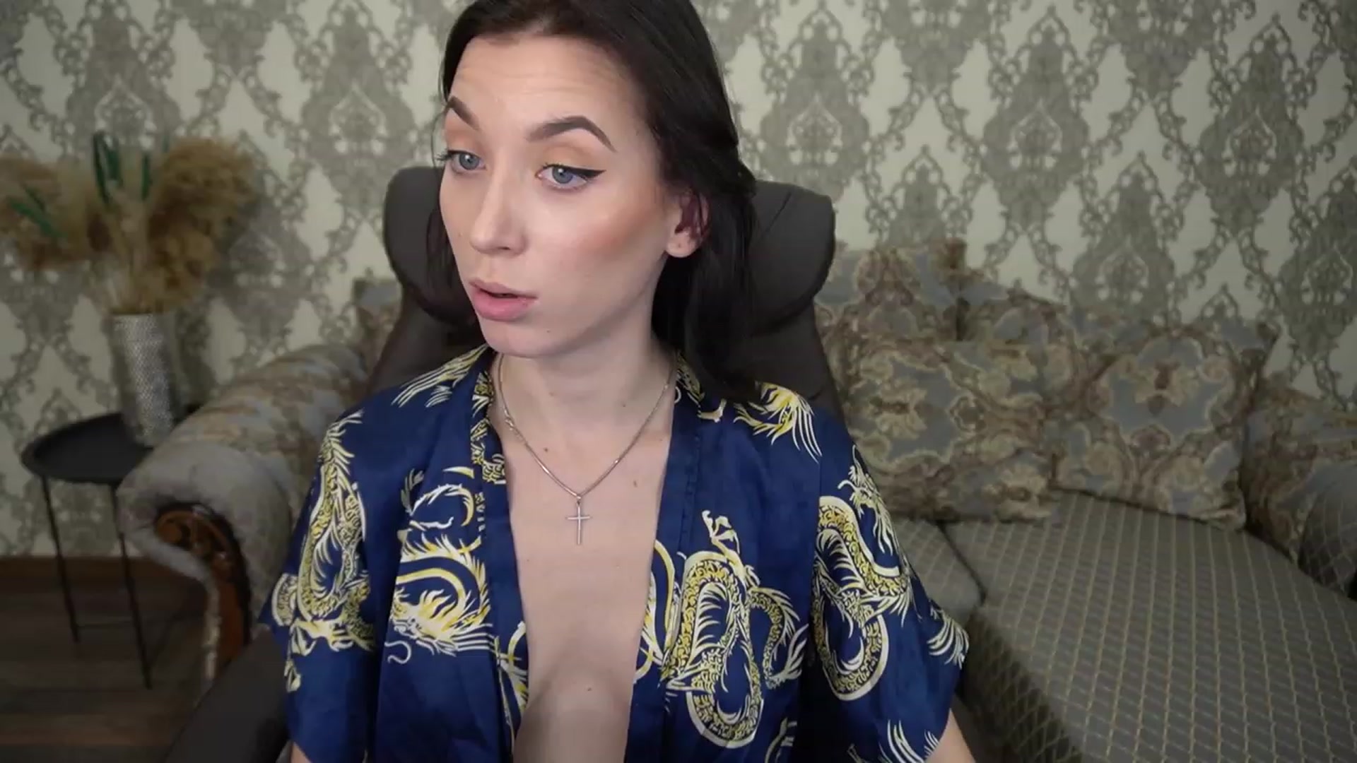 Gallery image thumbnail from LiaValentine's myfreecams stream on, 11/15/2022, 16:23 image 7 of 20
