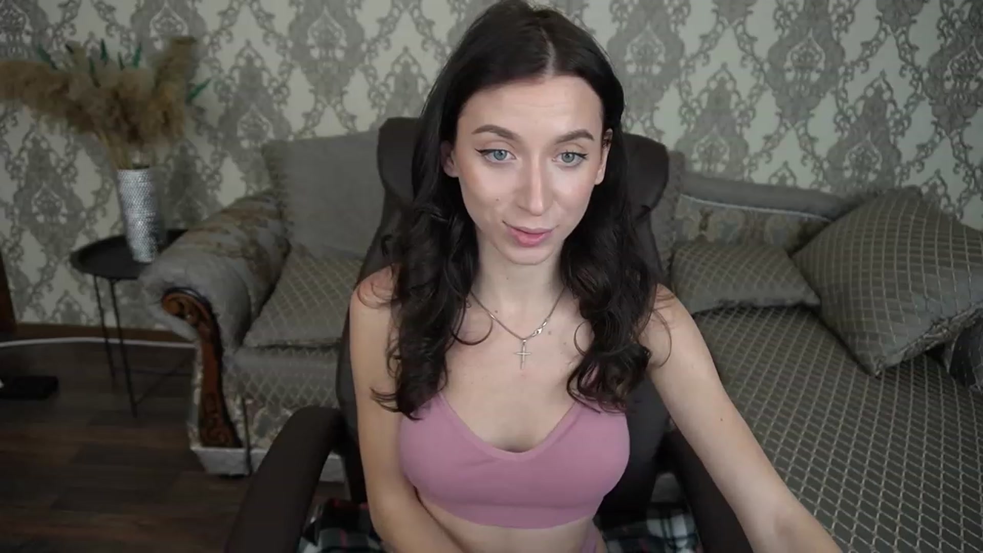 Gallery image thumbnail from LiaValentine's myfreecams stream on, 12/05/2022, 14:50 image 11 of 20