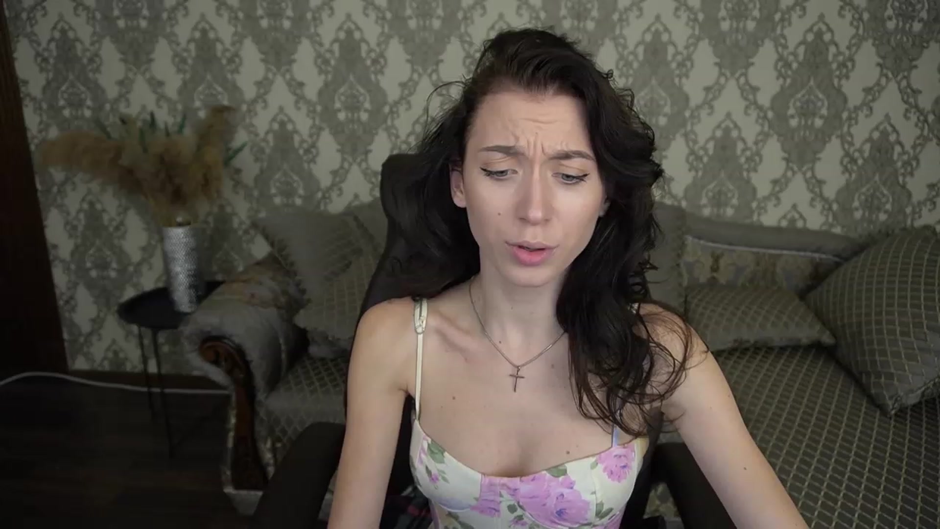 Gallery image thumbnail from LiaValentine's myfreecams stream on, 12/06/2022, 17:33 image 3 of 20