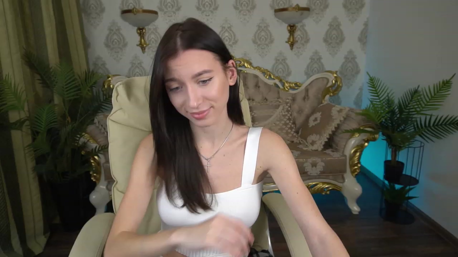 Gallery image thumbnail from LiaValentine's myfreecams stream on, 12/09/2022, 14:28 image 11 of 20