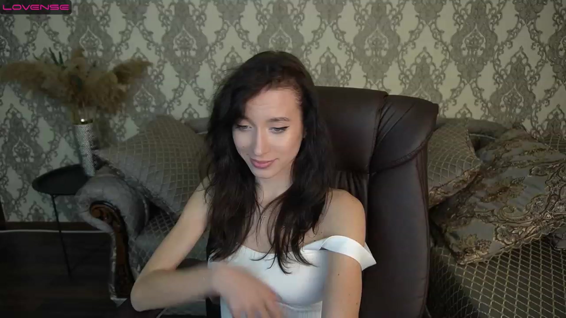 Gallery image thumbnail from LiaValentine's myfreecams stream on, 12/11/2022, 16:49 image 10 of 20