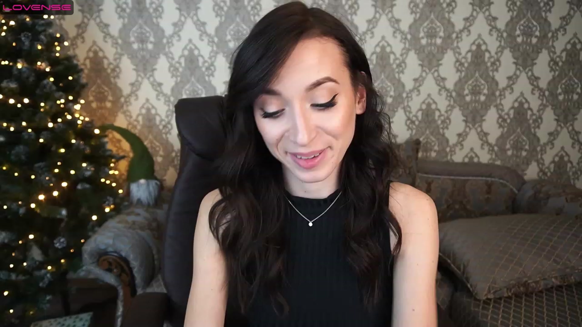 Gallery image thumbnail from LiaValentine's myfreecams stream on, 12/18/2022, 14:59 image 1 of 20