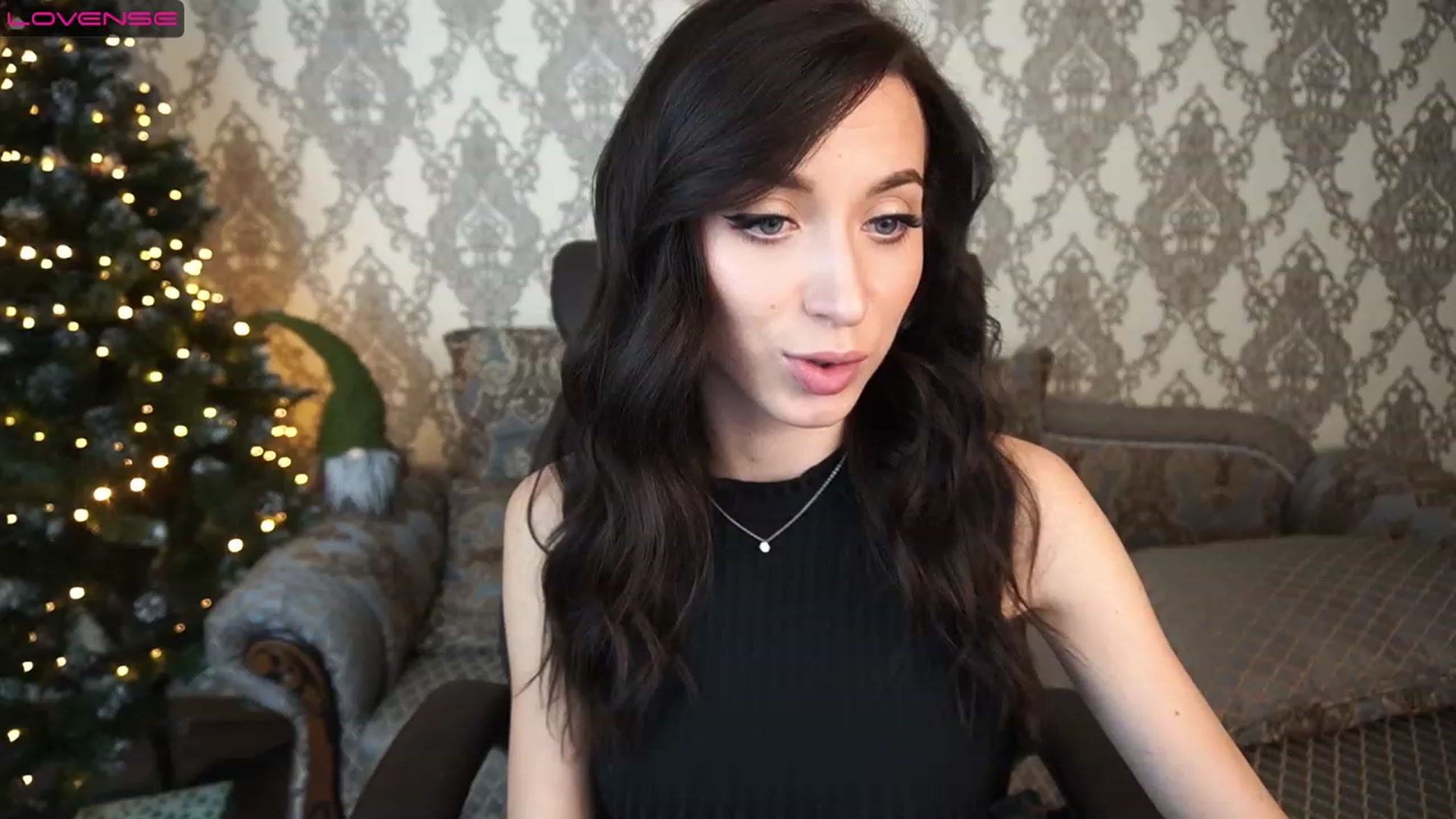 Gallery image thumbnail from LiaValentine's myfreecams stream on, 12/18/2022, 14:59 image 2 of 20