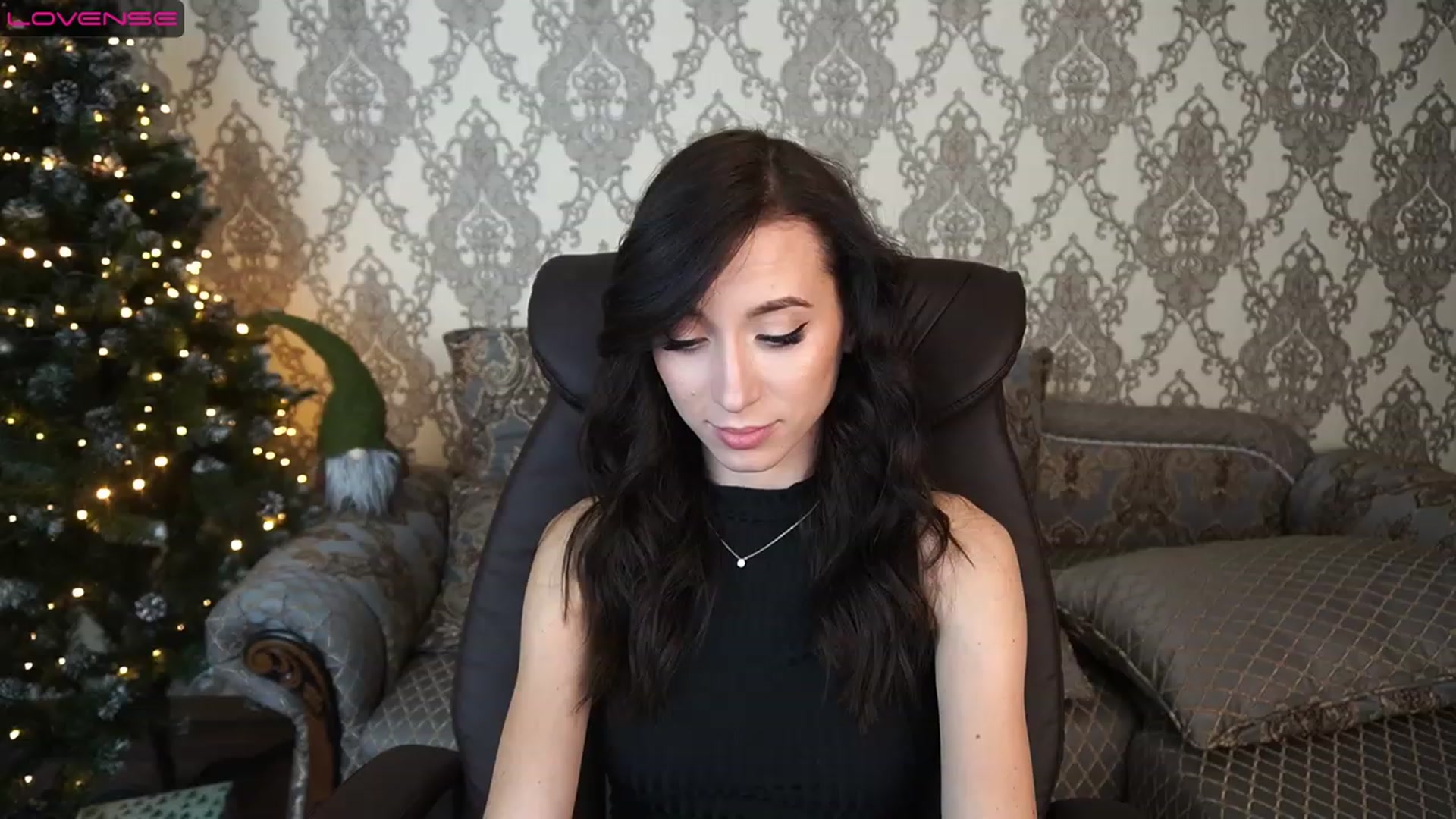 Gallery image thumbnail from LiaValentine's myfreecams stream on, 12/18/2022, 14:59 image 17 of 20