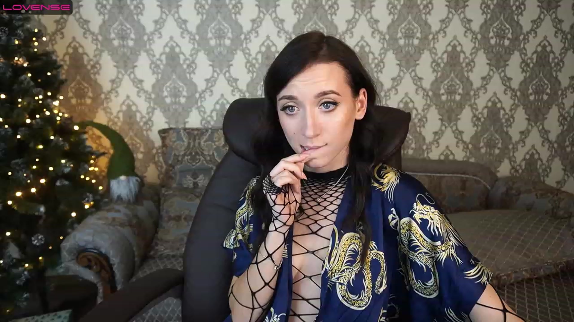 Gallery image thumbnail from LiaValentine's myfreecams stream on, 12/18/2022, 18:15 image 17 of 20