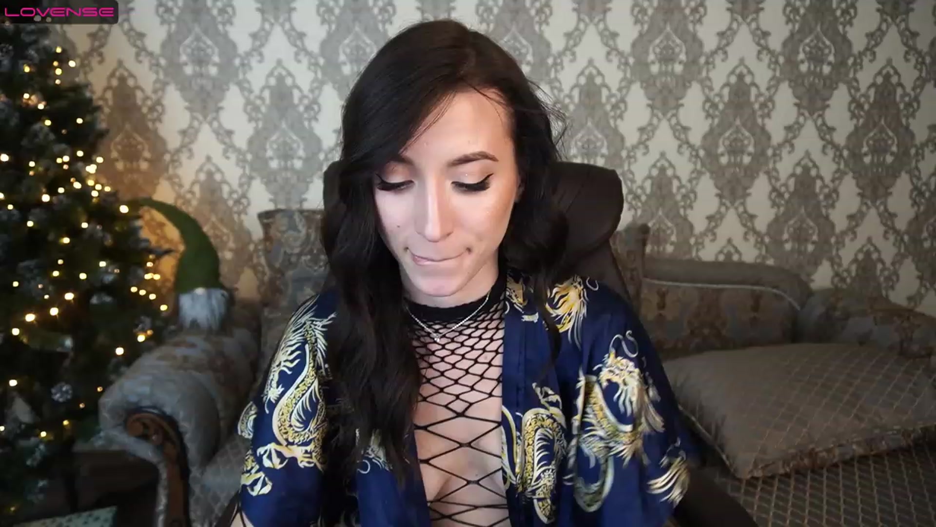 Gallery image thumbnail from LiaValentine's myfreecams stream on, 12/18/2022, 18:15 image 14 of 20