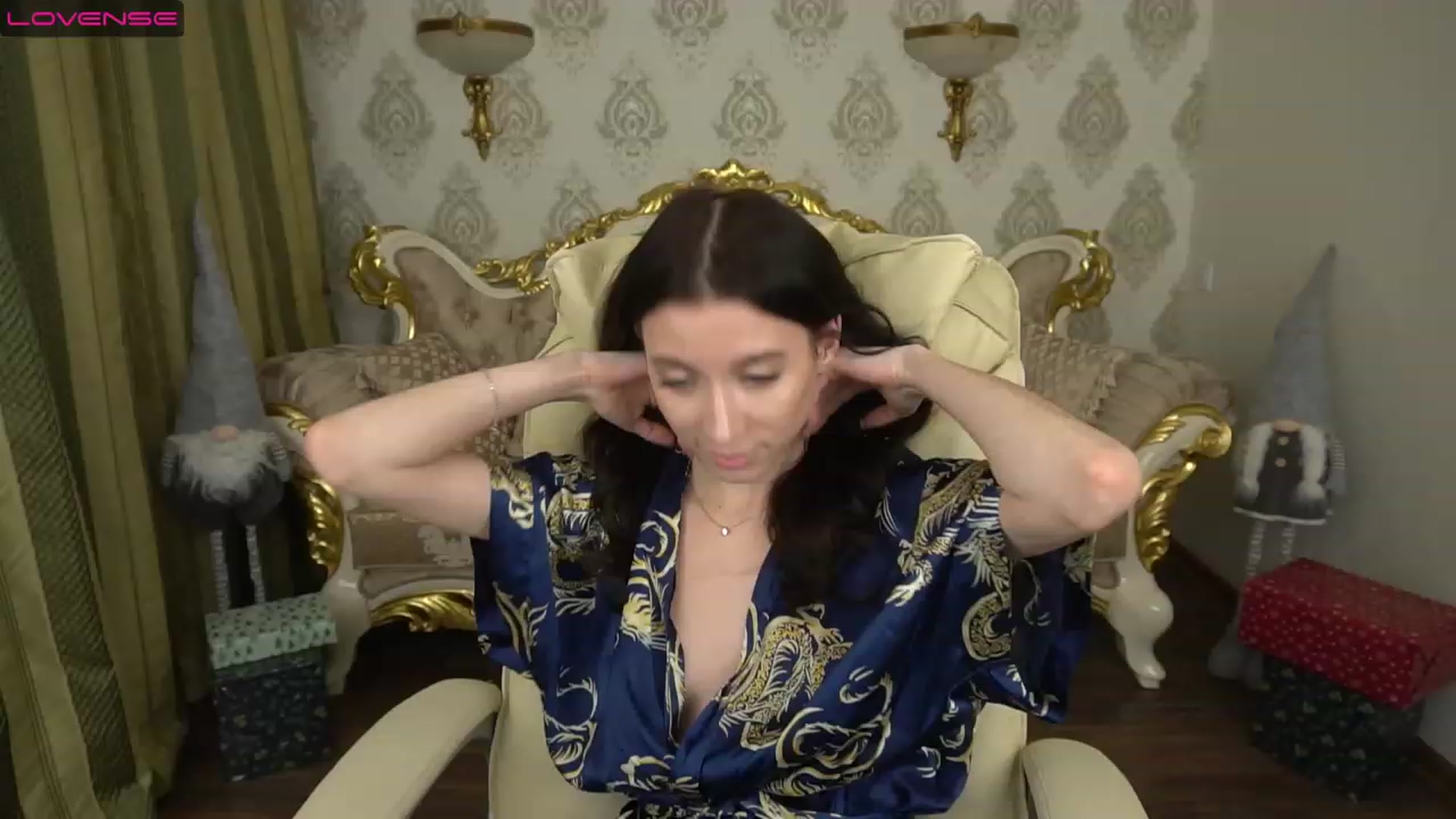 Gallery image thumbnail from LiaValentine's myfreecams stream on, 12/19/2022, 17:55 image 14 of 20