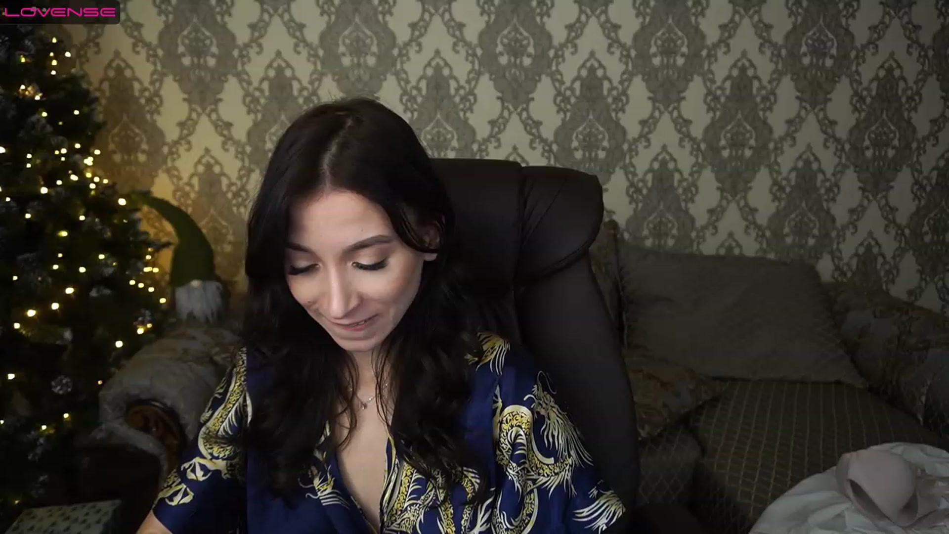 Gallery image thumbnail from LiaValentine's myfreecams stream on, 12/21/2022, 15:13 image 1 of 20