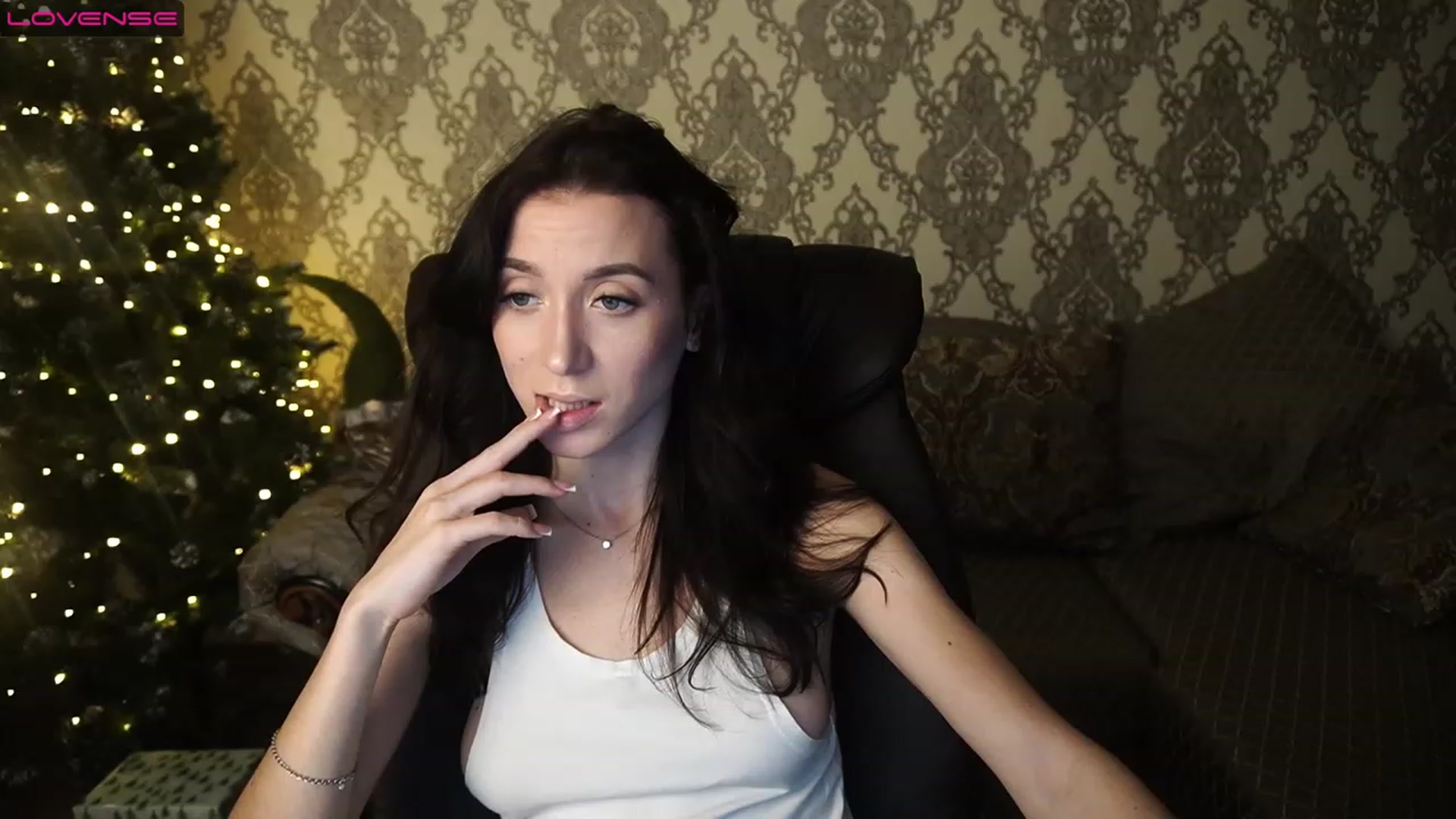 Gallery image thumbnail from LiaValentine's myfreecams stream on, 12/23/2022, 14:46 image 16 of 20