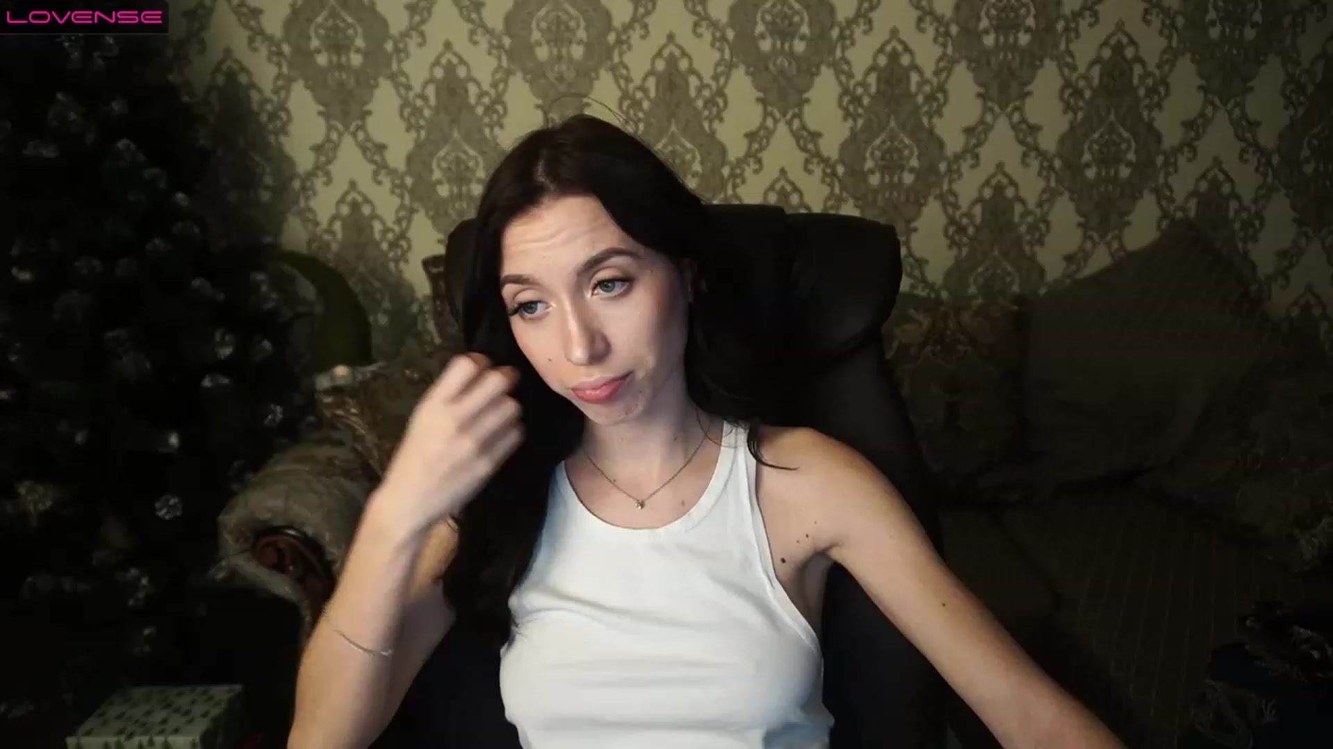 Gallery image thumbnail from LiaValentine's myfreecams stream on, 12/23/2022, 17:31 image 4 of 20