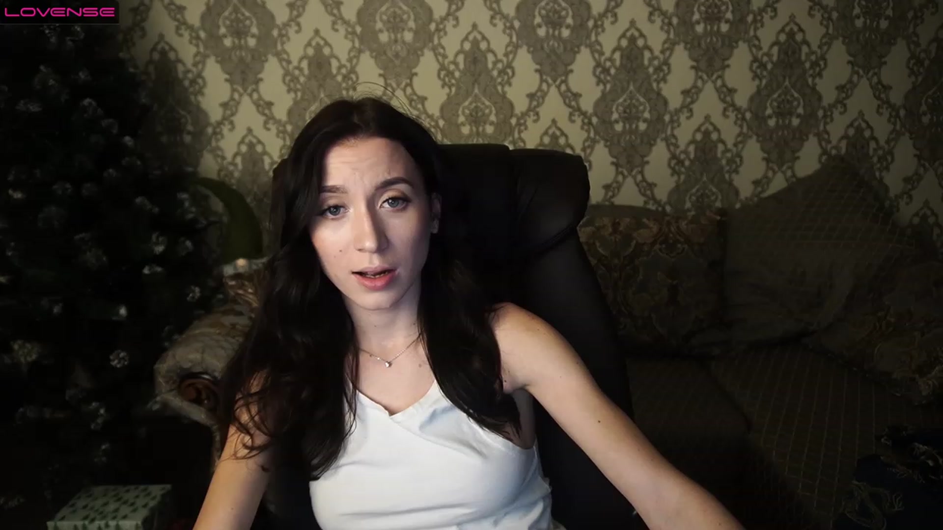 Gallery image thumbnail from LiaValentine's myfreecams stream on, 12/23/2022, 17:31 image 9 of 20