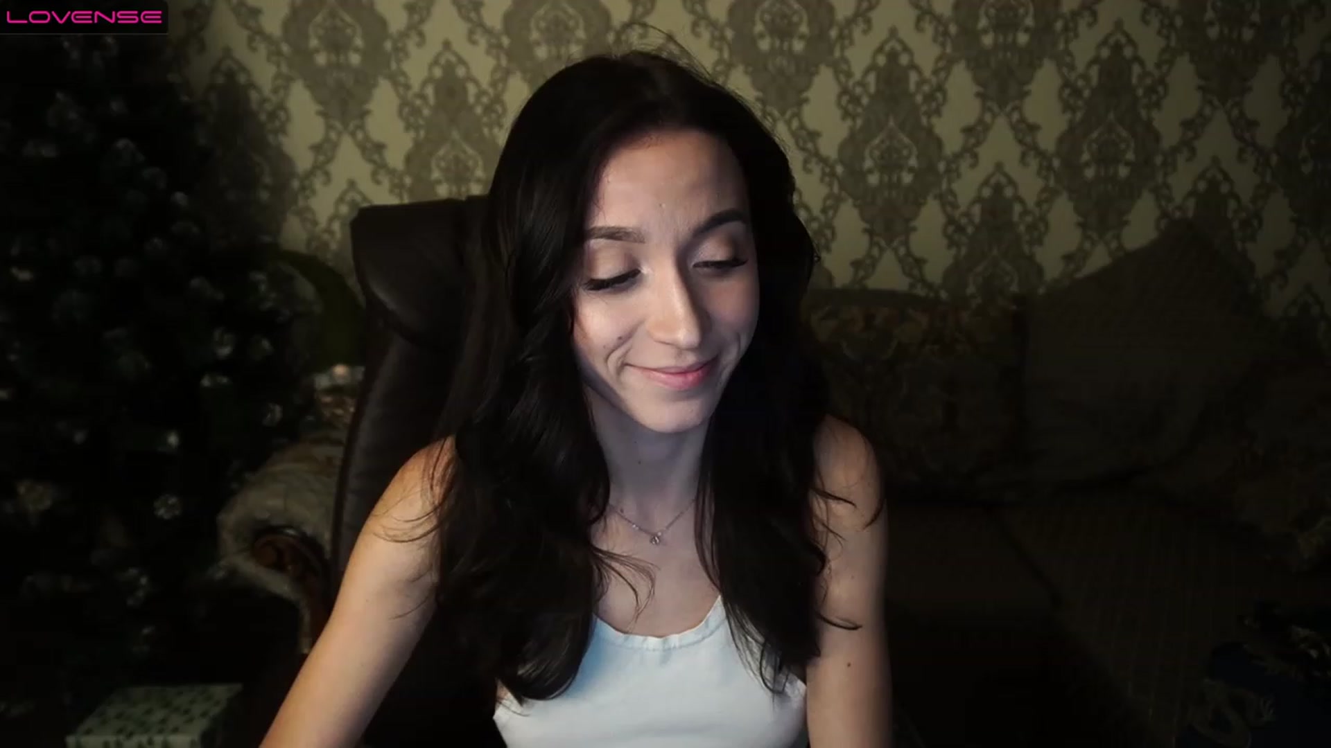 Gallery image thumbnail from LiaValentine's myfreecams stream on, 12/23/2022, 17:31 image 3 of 20
