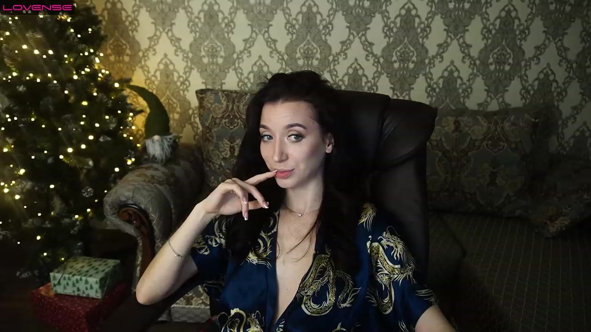 Gallery image thumbnail from LiaValentine's myfreecams stream on, 12/24/2022, 16:27 image 2 of 20