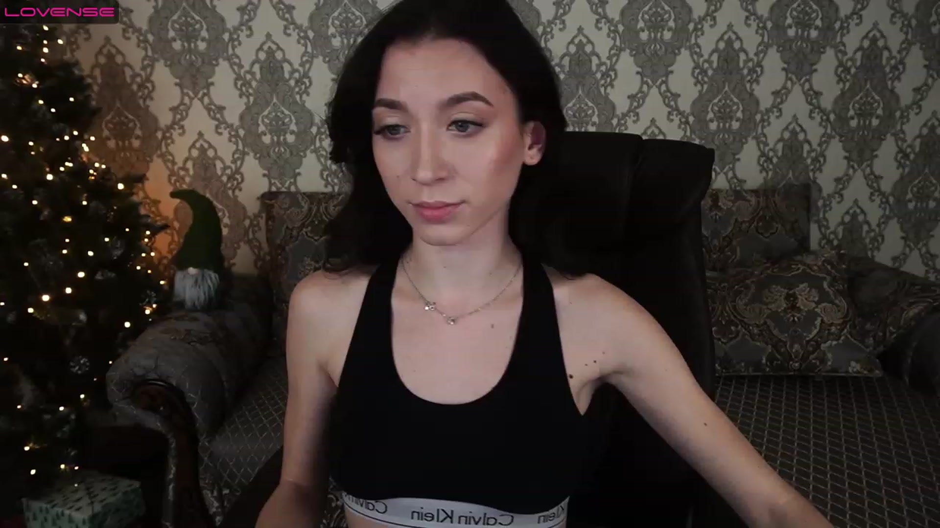 Gallery image thumbnail from LiaValentine's myfreecams stream on, 12/26/2022, 14:40 image 1 of 20