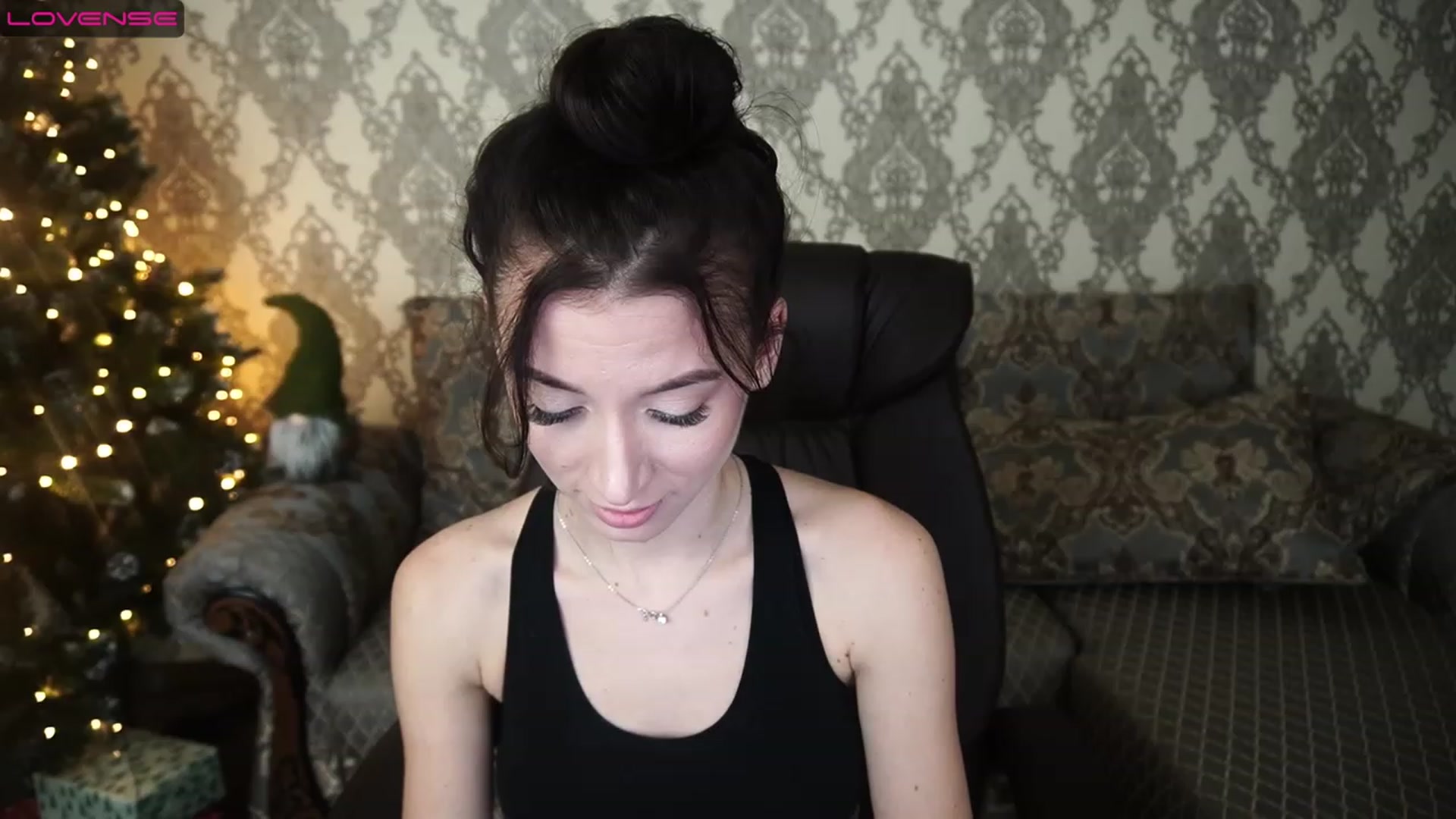 Gallery image thumbnail from LiaValentine's myfreecams stream on, 12/26/2022, 18:06 image 7 of 20