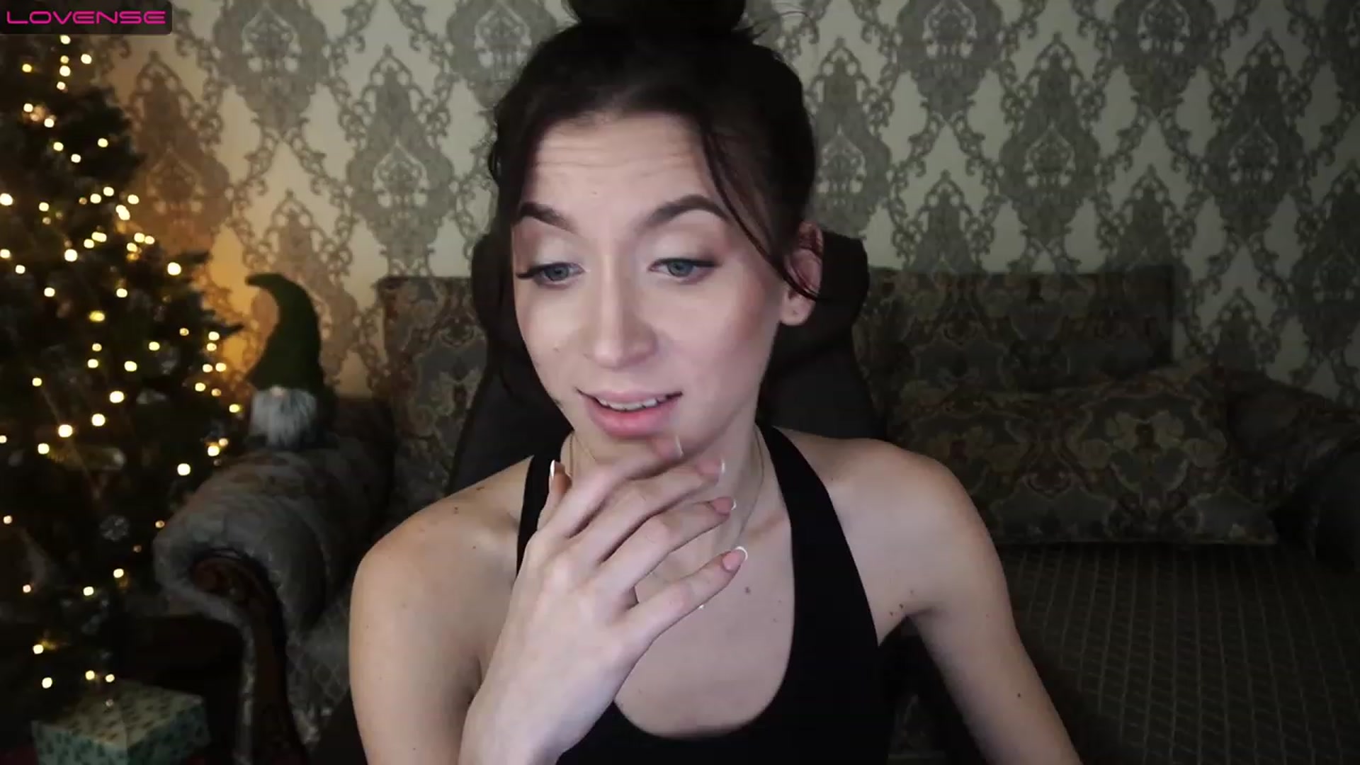 Gallery image thumbnail from LiaValentine's myfreecams stream on, 12/26/2022, 18:06 image 5 of 20