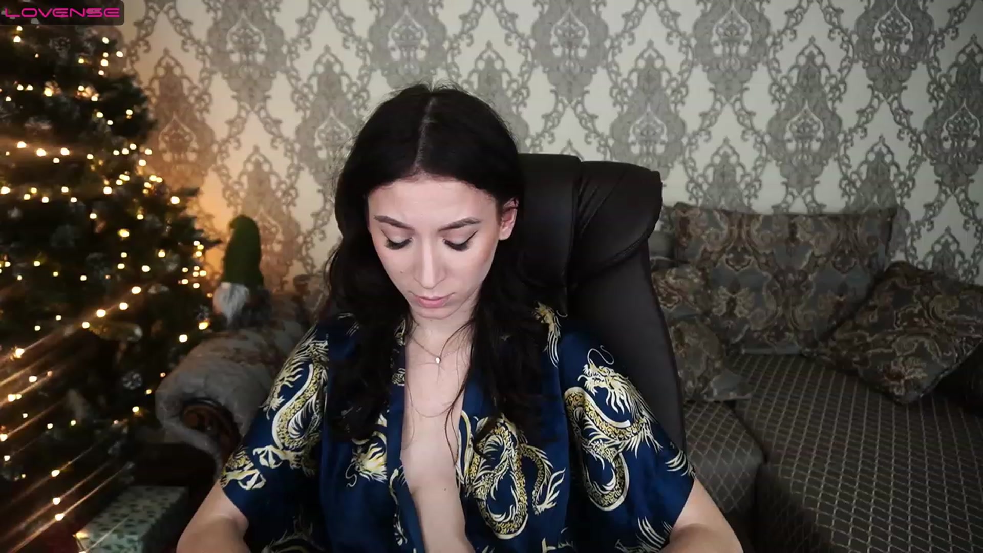 Gallery image thumbnail from LiaValentine's myfreecams stream on, 12/29/2022, 17:57 image 7 of 20