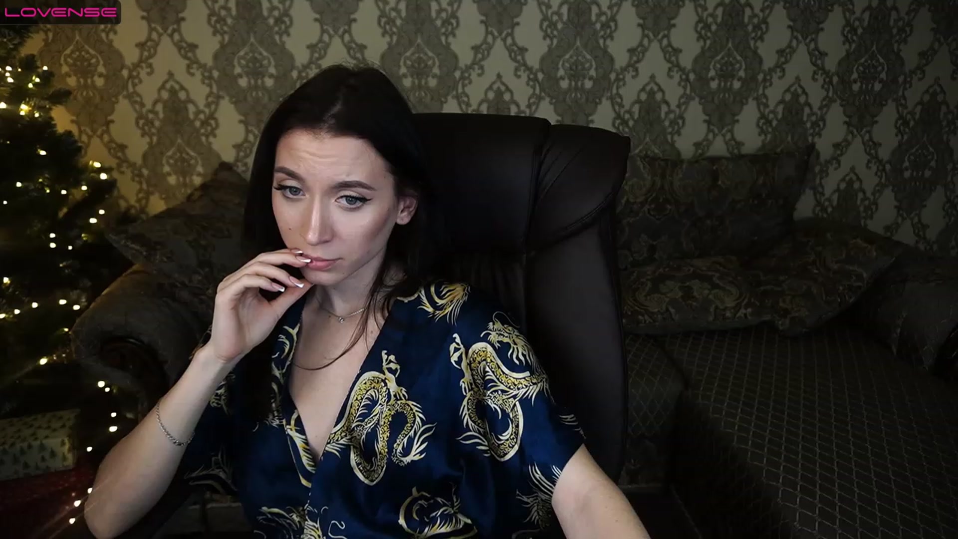 Gallery image thumbnail from LiaValentine's myfreecams stream on, 01/02/2023, 17:57 image 8 of 20