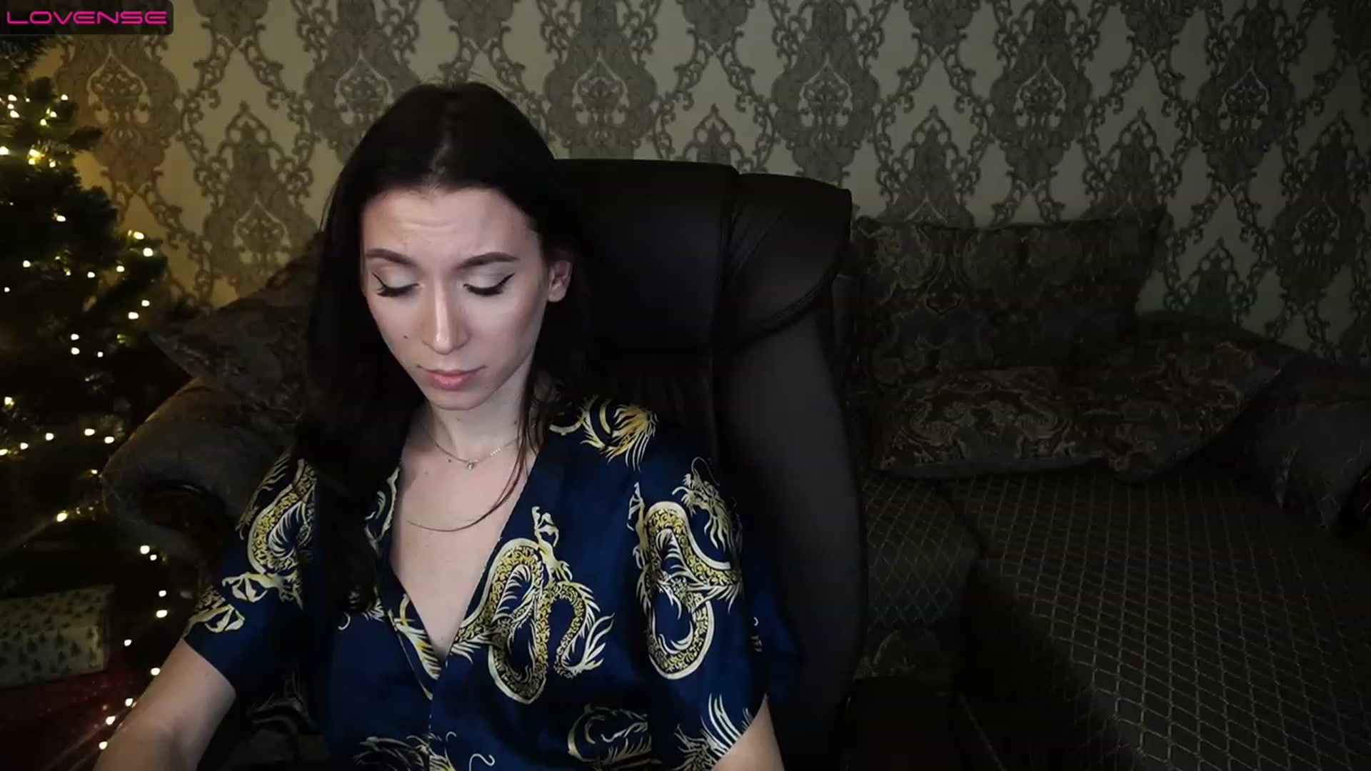 Gallery image thumbnail from LiaValentine's myfreecams stream on, 01/02/2023, 17:57 image 7 of 20