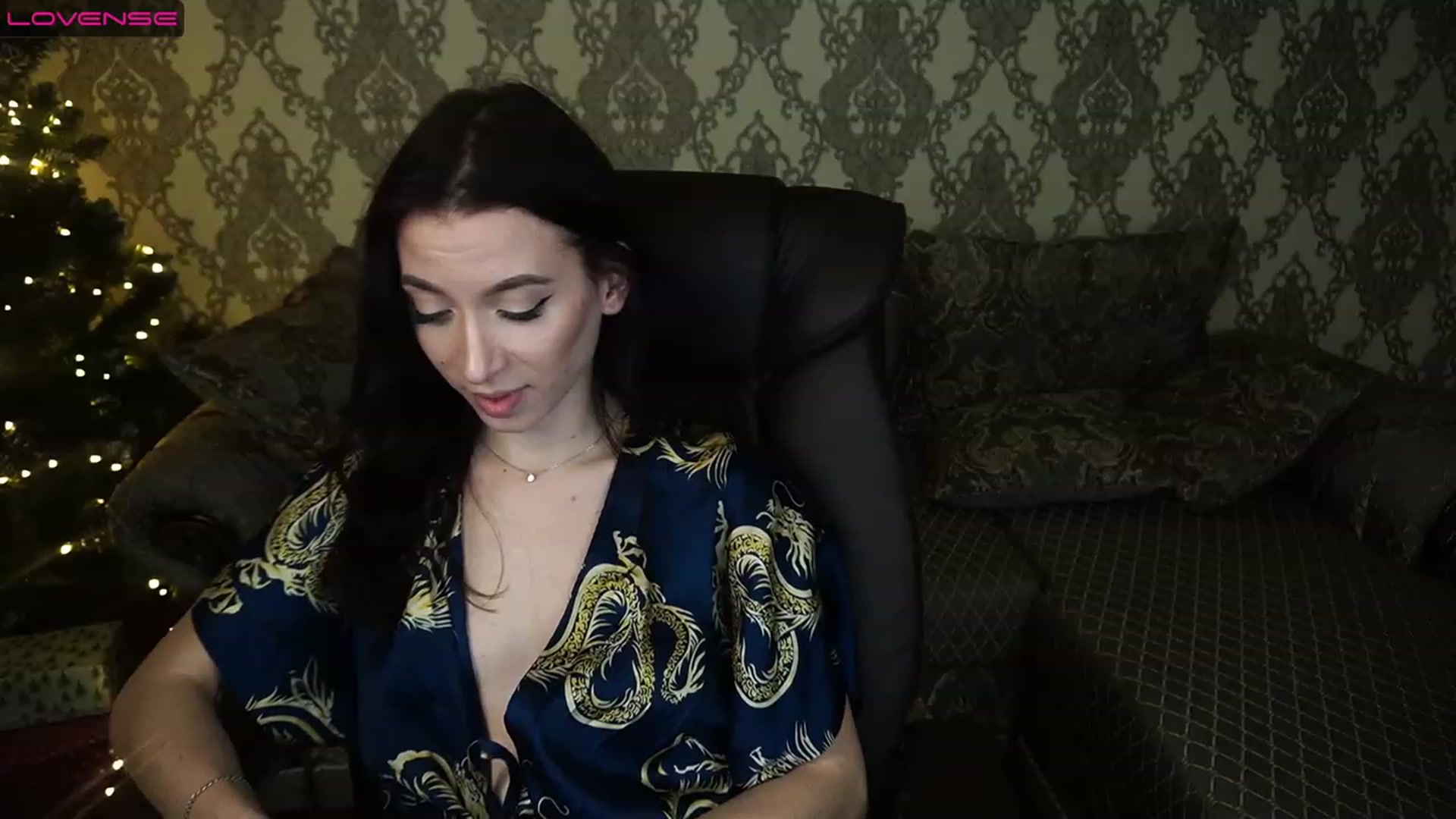 Gallery image thumbnail from LiaValentine's myfreecams stream on, 01/02/2023, 17:57 image 4 of 20