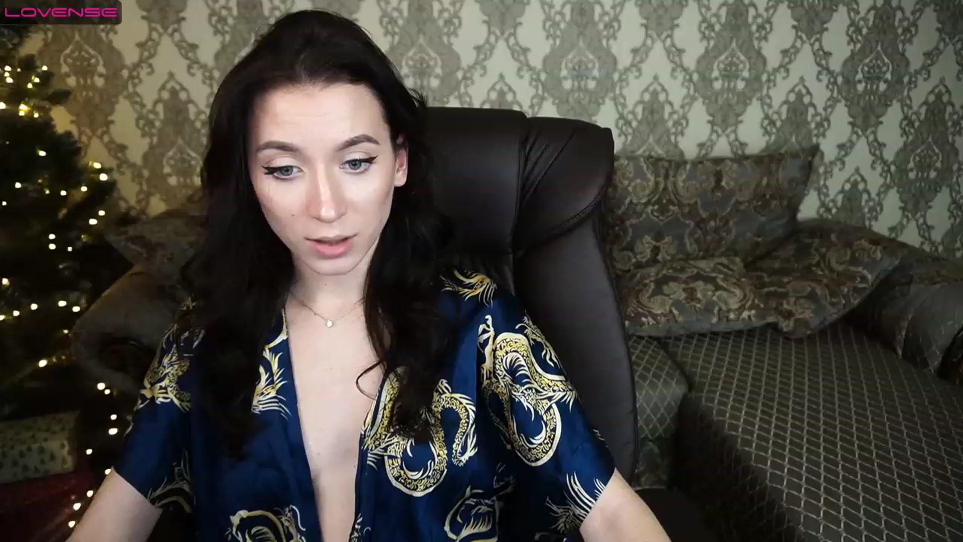 Gallery image thumbnail from LiaValentine's myfreecams stream on, 01/02/2023, 18:49 image 7 of 20
