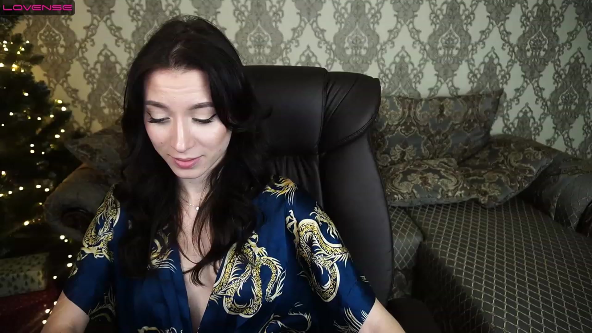 Gallery image thumbnail from LiaValentine's myfreecams stream on, 01/02/2023, 18:49 image 12 of 20