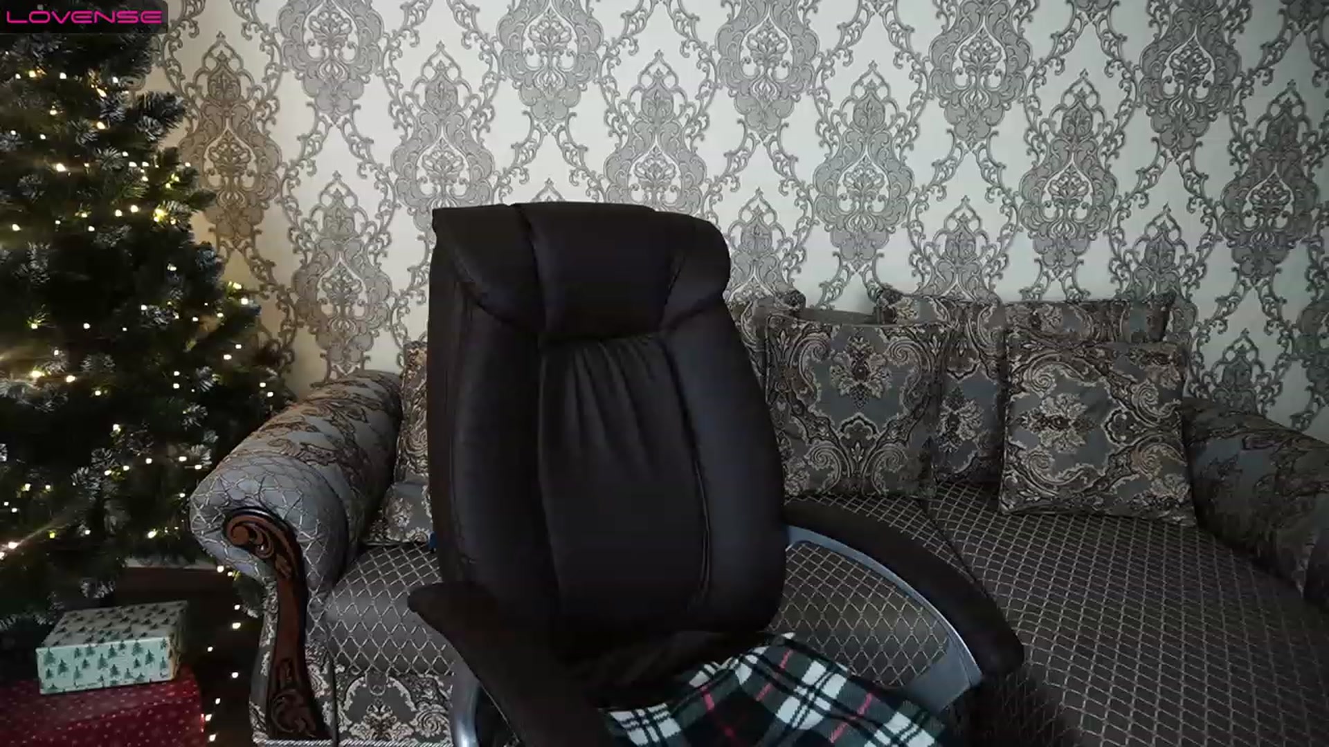 Gallery image thumbnail from LiaValentine's myfreecams stream on, 01/04/2023, 14:23 image 15 of 20
