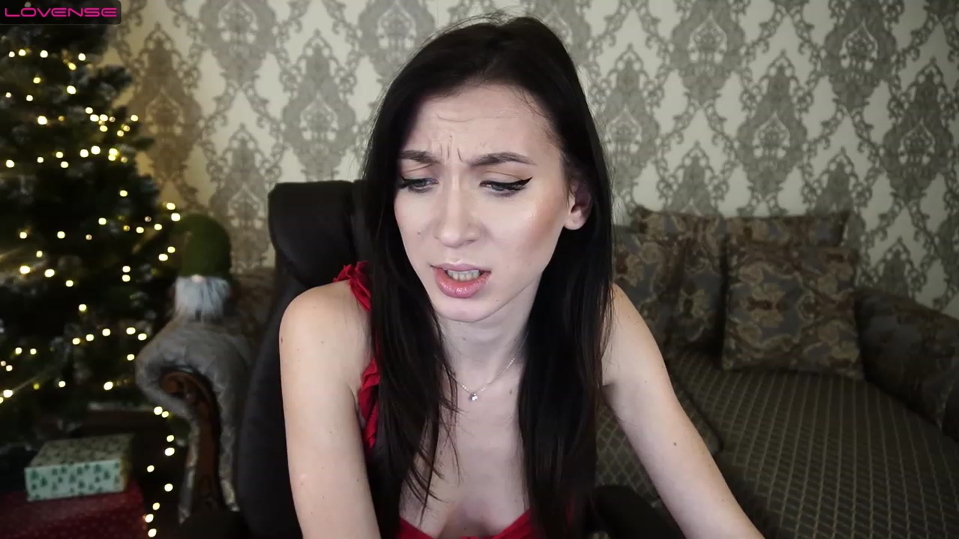 Gallery image thumbnail from LiaValentine's myfreecams stream on, 01/04/2023, 15:04 image 4 of 20